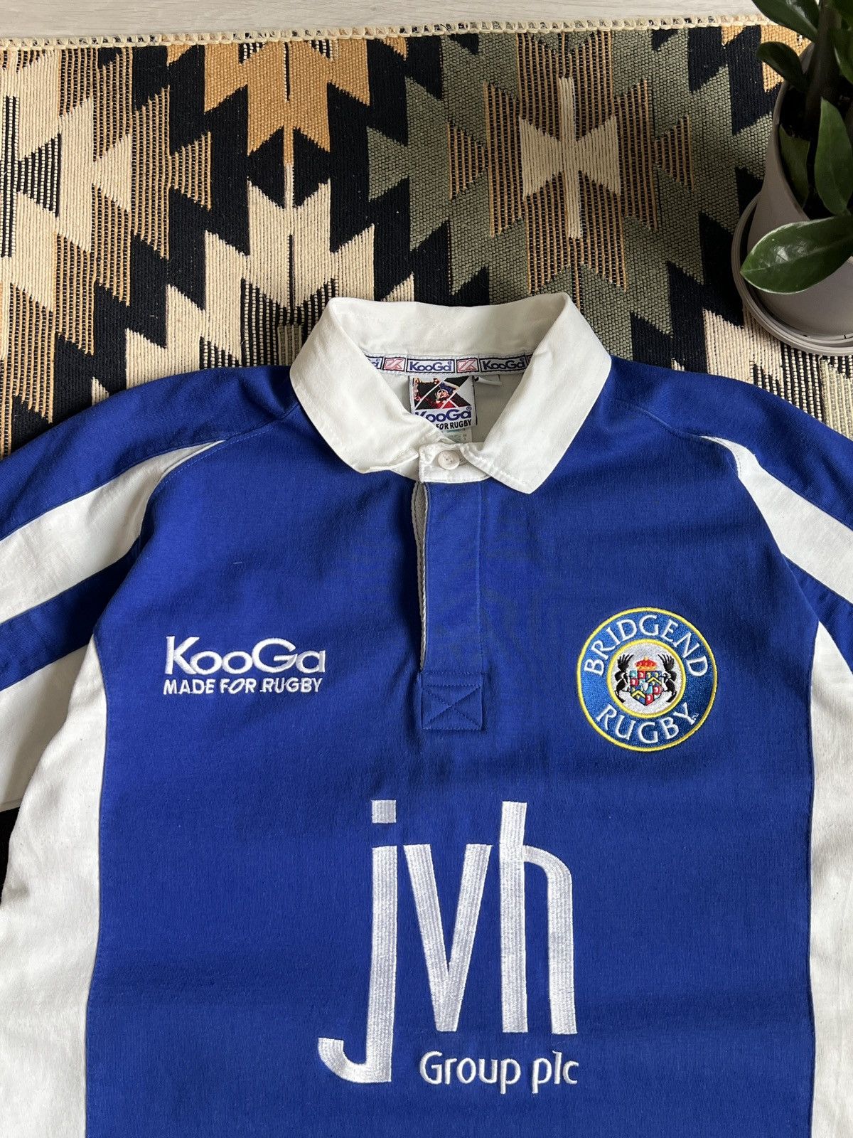 Vintage Vintage Bridgend 2002-03 Rugby Union Shirt Kooga Jersey Size US S / EU 44-46 / 1 - 6 Thumbnail