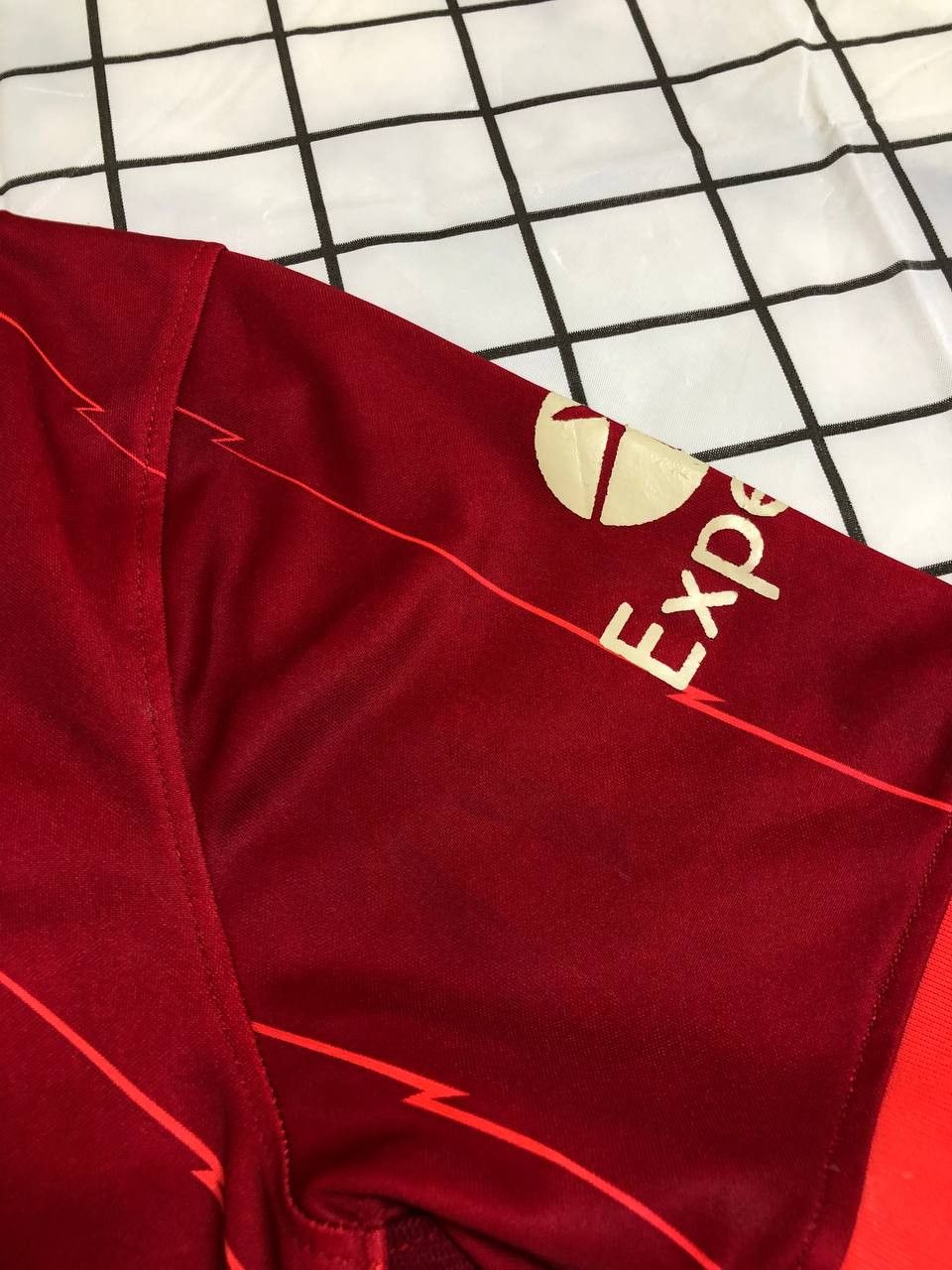 Nike Nike FC Liverpool 2021-22 Home Football Soccer Jersey Size US S / EU 44-46 / 1 - 7 Thumbnail