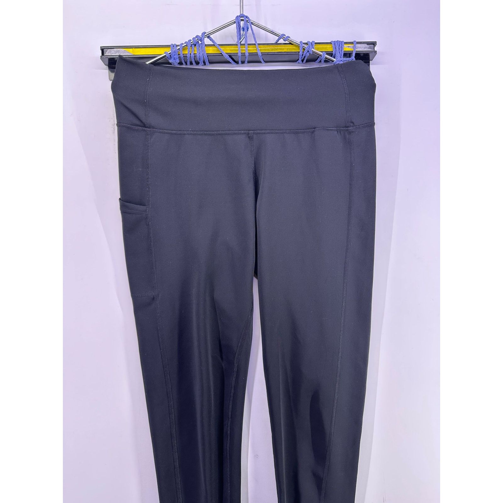 Adidas Adidas Women ESSENTIALS HIGH-WAISTED Back LOGO LEGGINGS Sz L Size 34" / US 12 / IT 48 - 4 Thumbnail