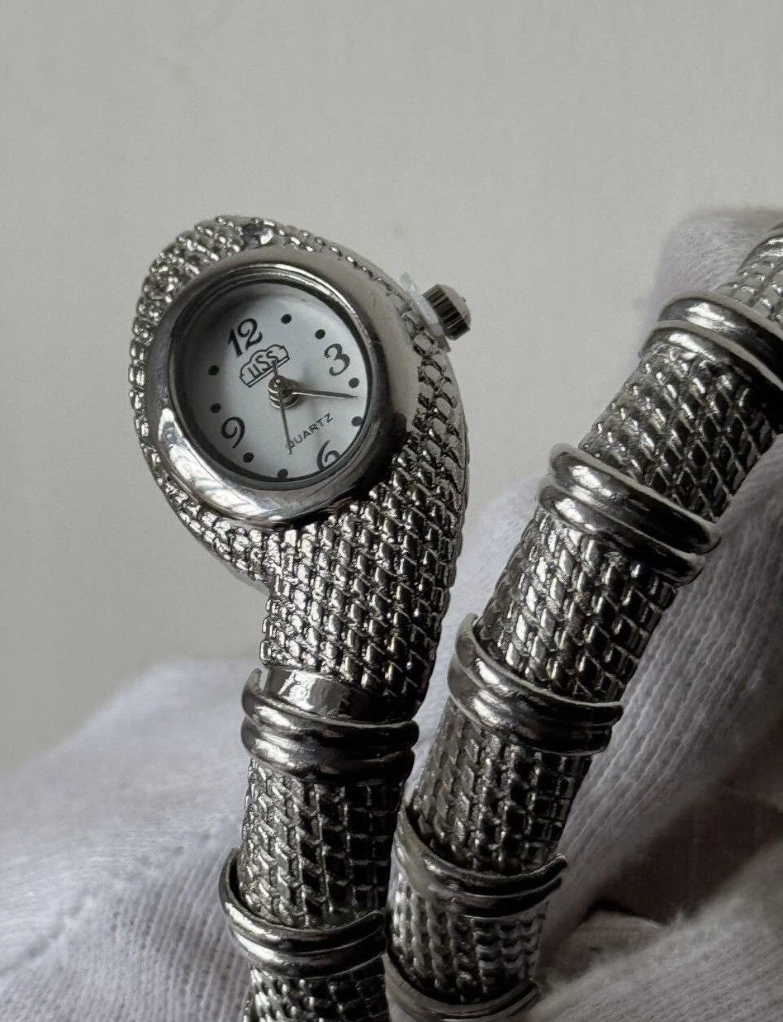 Japanese Brand × Vintage Metal Snake Futuristic Minimalistic Bracelet Watch Size ONE SIZE - 5 Thumbnail