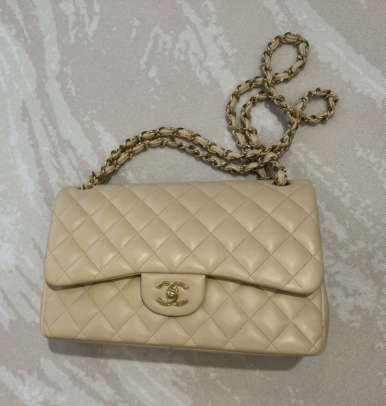 Chanel Chanel Beige sheepskin gold buckle double-covered shoulder Size ONE SIZE - 2 Thumbnail
