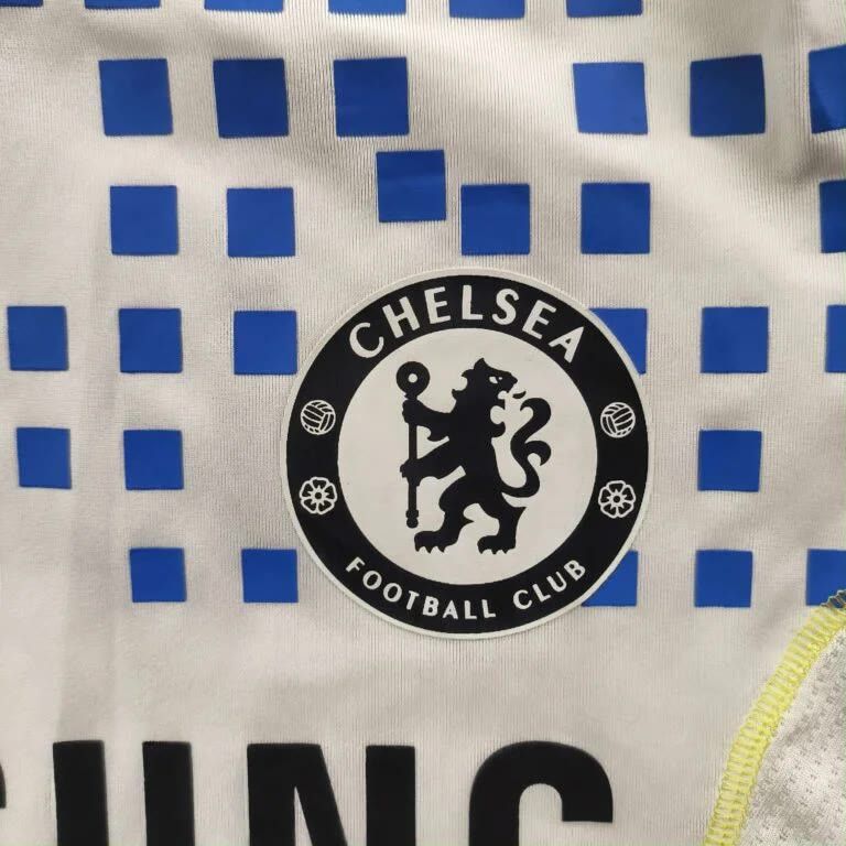 Adidas Chelsea 2011-12 training Techfit football jersey size 6 Size US M / EU 48-50 / 2 - 3 Thumbnail
