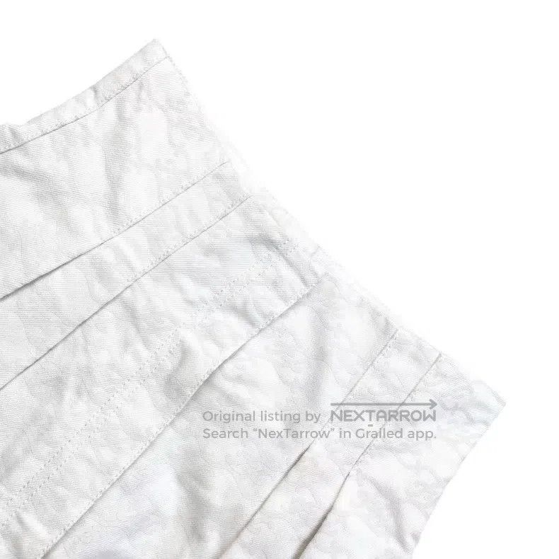 Fendi Fendi White all-over print logo high waist denim shorts Size 42" / US 20 - 3 Thumbnail