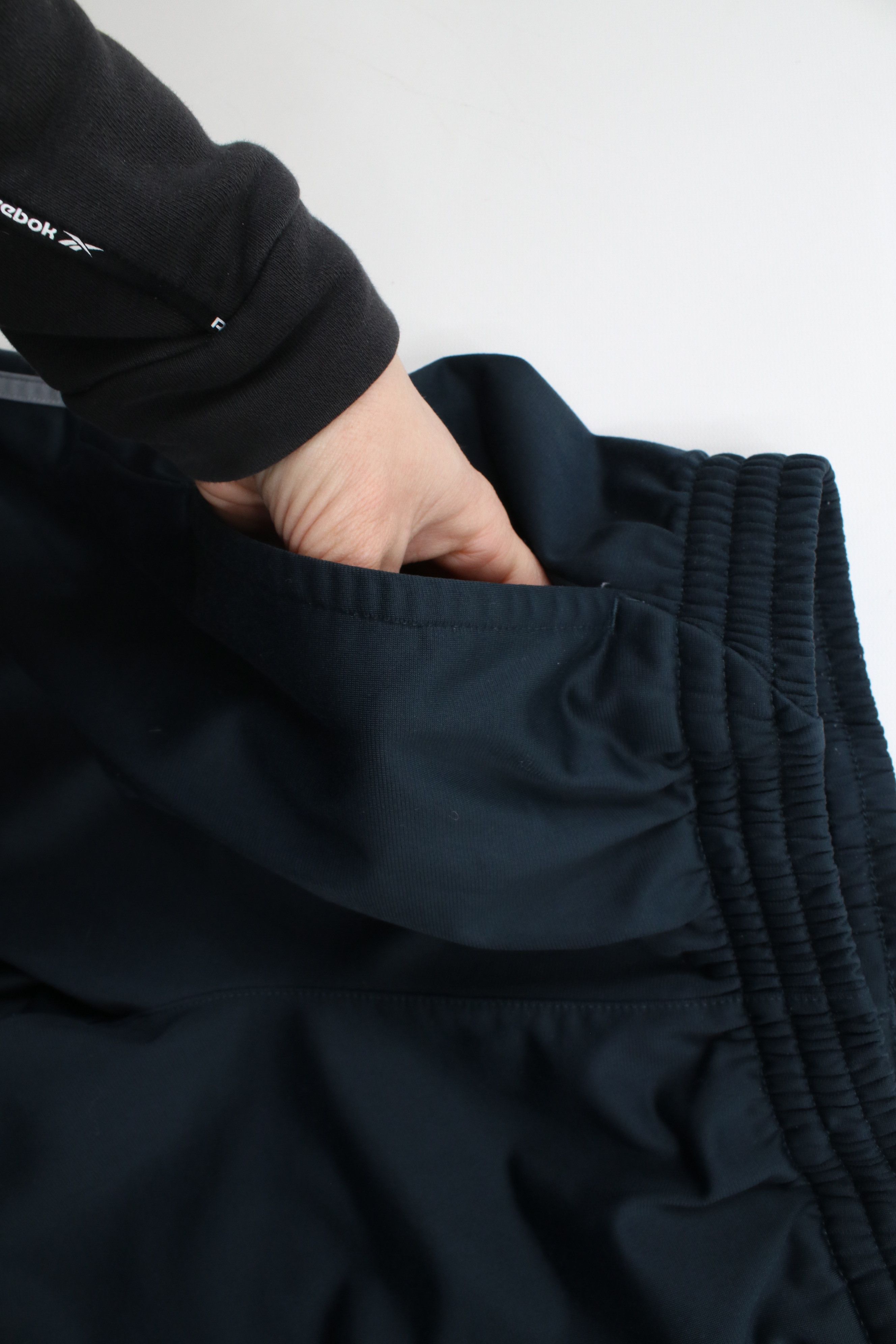 Adidas × Vintage Vintage Y2K Adidas UEFA Champions League Soccer Sweatpants Size US 32 / EU 48 - 7 Thumbnail