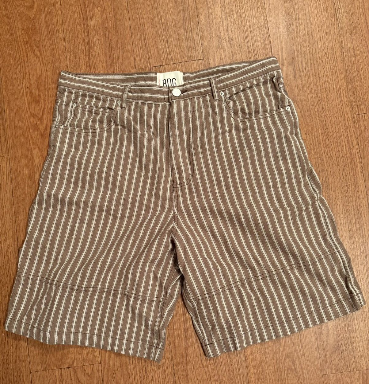 Bdg BDG Carpenter Shorts Size US 36 / EU 52 - 1 Thumbnail