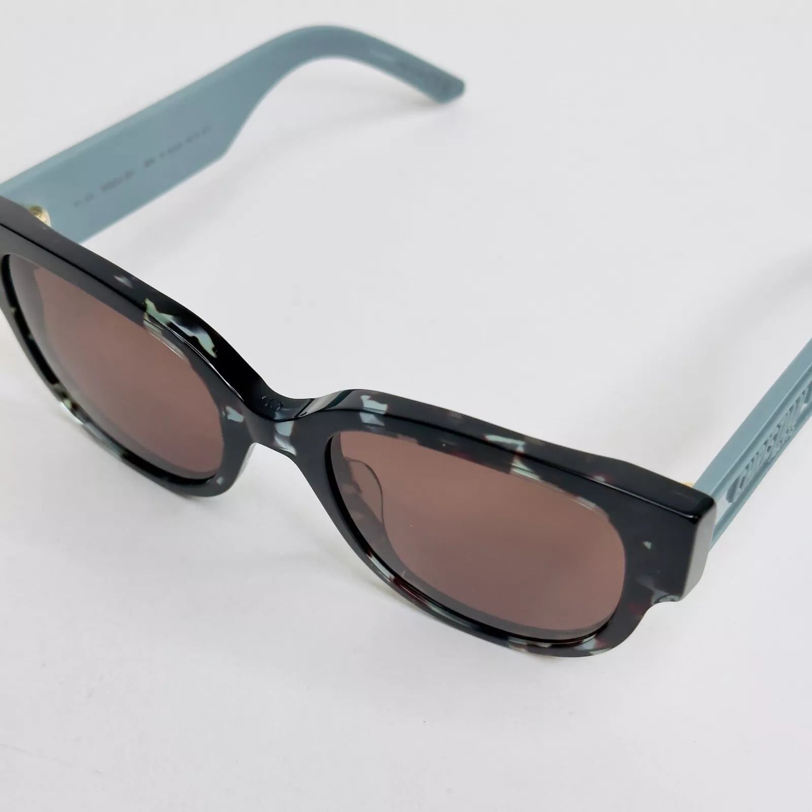 Christian Dior Monsieur CHRISTIAN DIOR Wild BU Green Sunglasses CD40021U WILDIOR Size ONE SIZE - 2 Thumbnail