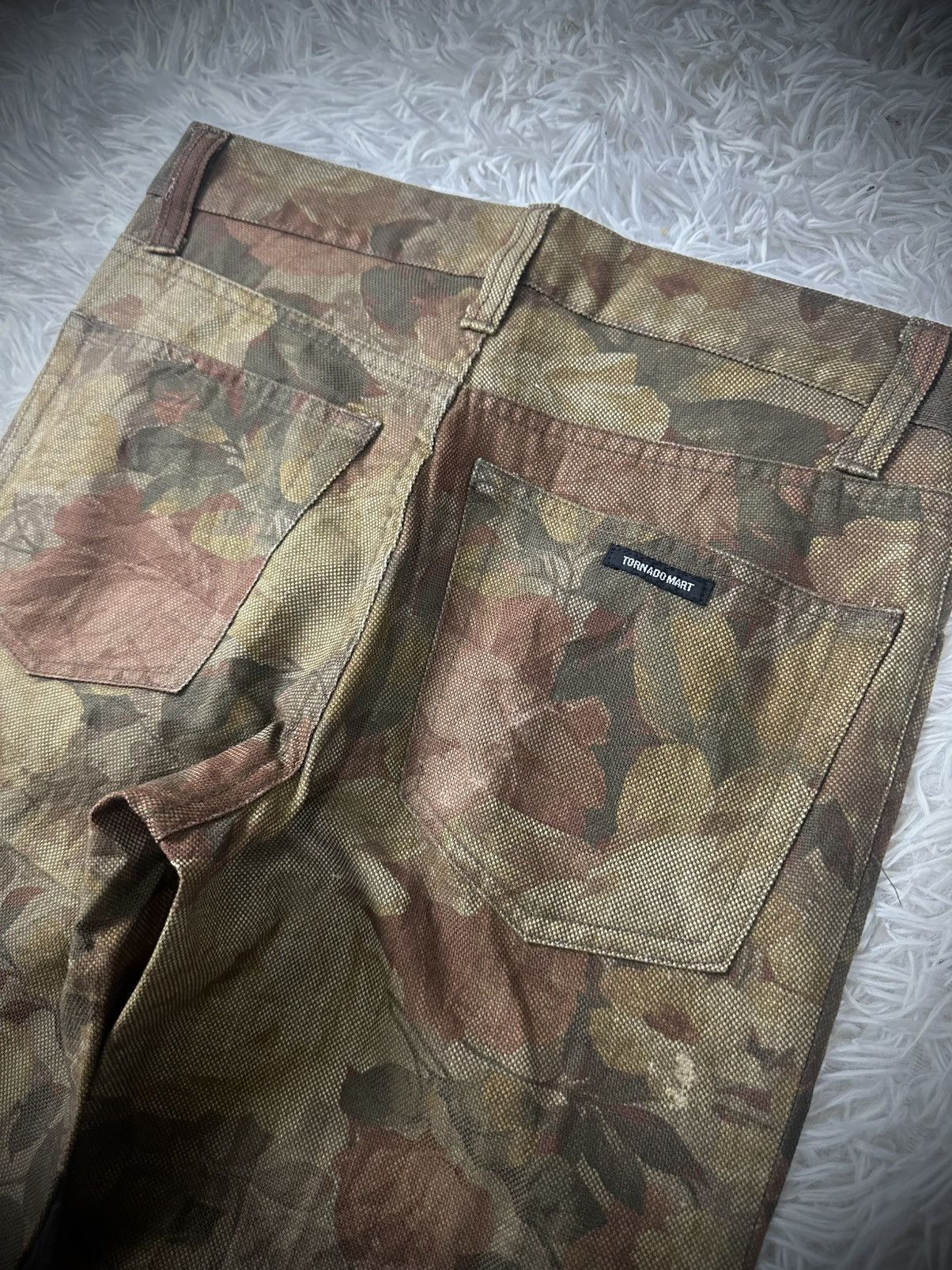 Tornado Mart Tornado Mart Floral Flared Pants Textured Brown Jacquard Size US 29 - 6 Thumbnail