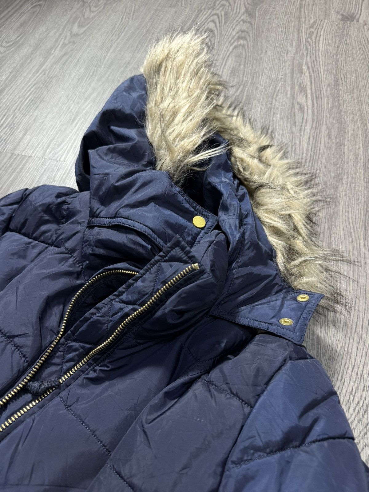 H&M H&M mama Fur Jacket Size L / US 10 / IT 46 - 2 Thumbnail