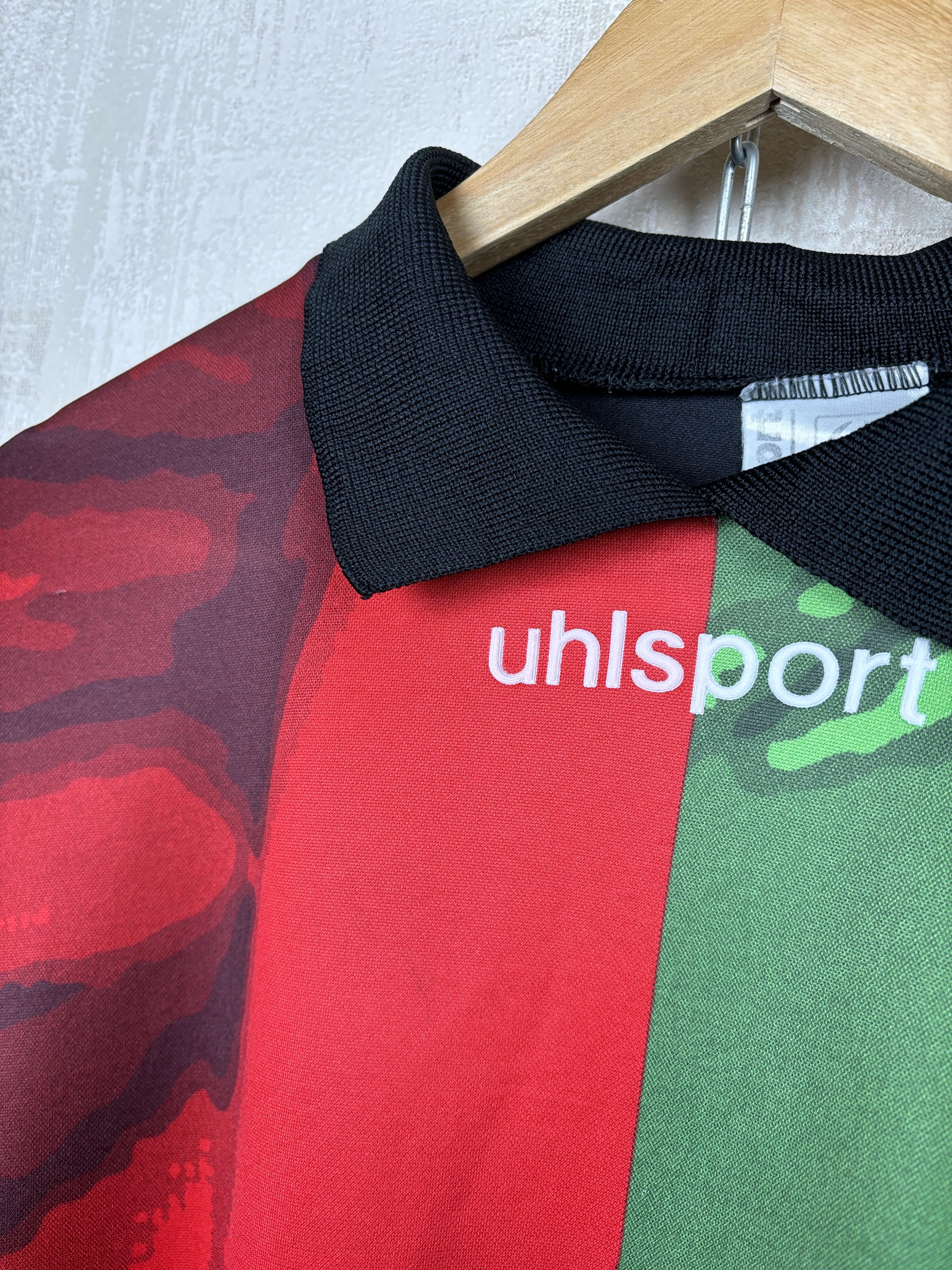 Vintage Vintage Uhlsport 90's Template Goalkeeper Soccer Jersey #1 Size US XL / EU 56 / 4 - 5 Thumbnail