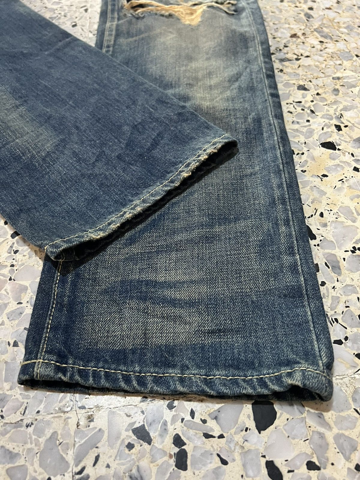 Japanese Brand GLAMB JAPANESE DISTRESSED DENIM JEANS Size US 34 / EU 50 - 7 Thumbnail