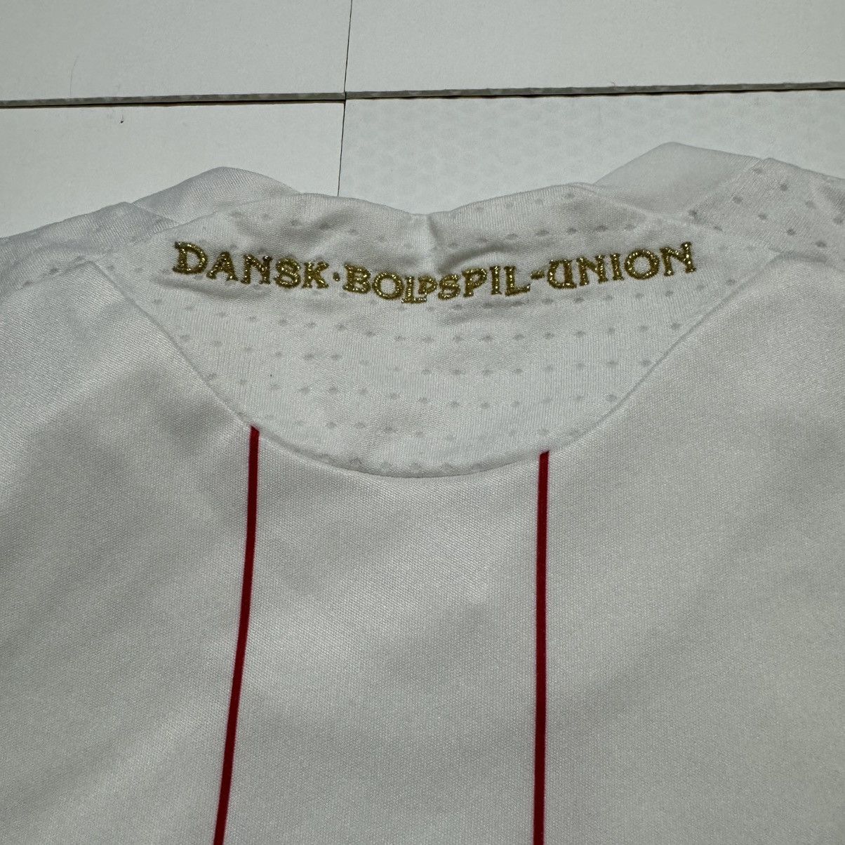 Adidas × Vintage Adidas Denmark 2008/10 DBU Away Football Soccer Jersey Size US S / EU 44-46 / 1 - 11 Thumbnail