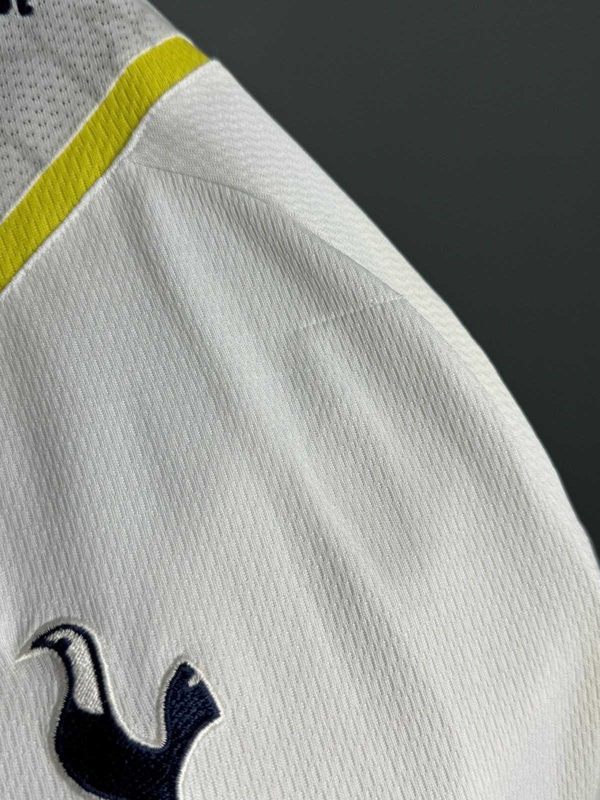 Puma Tottenham Hotspur 09/10 Home Football Jersey Size US XL / EU 56 / 4 - 9 Thumbnail