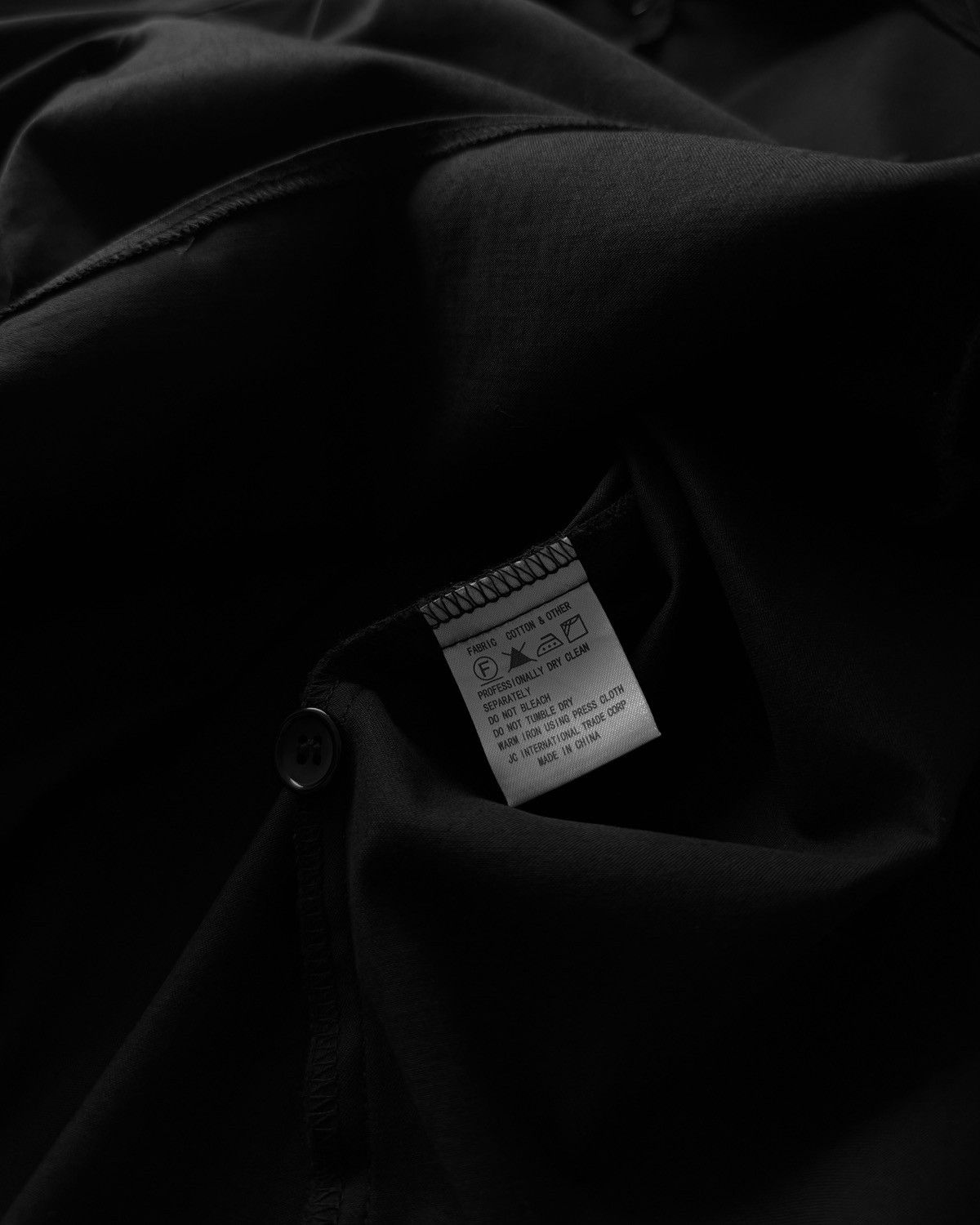 Japanese Brand BODY LINE BLACK GOTHIC SHIRT Size M / US 6-8 / IT 42-44 - 6 Thumbnail