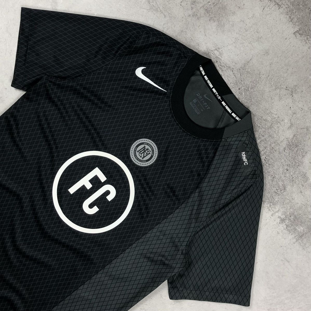Nike Nike Football Club TotalFC Reflective Jersey Tee Size US S / EU 44-46 / 1 - 8 Thumbnail