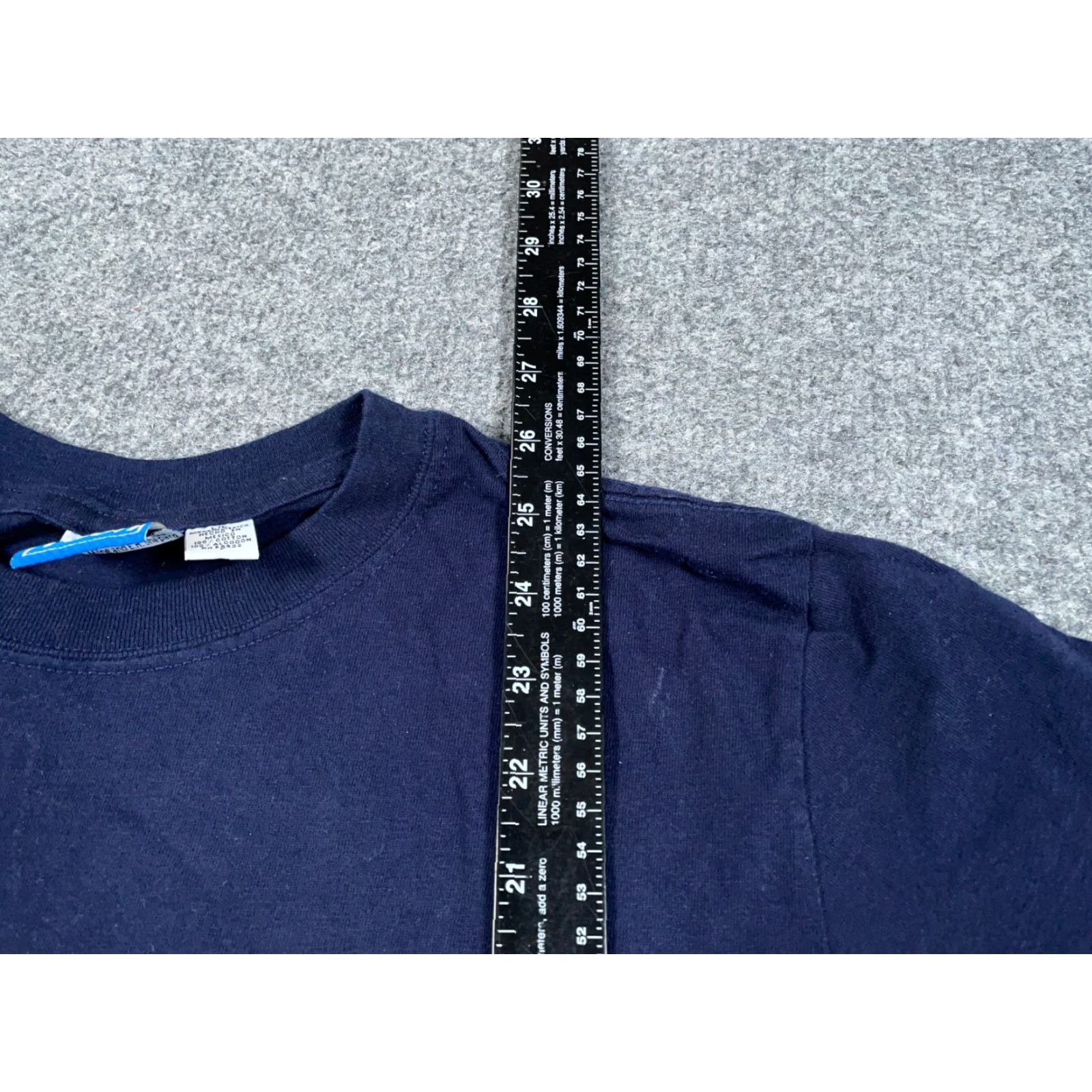 Disney VINTAGE Winnie the Pooh T-Shirt Dark Blue Embroidery Adult Large Tag Cotton Crew Neck Short Sleeve 90s Disney Graphic Tee Mens Size US M / EU 48-50 / 2 - 5 Thumbnail