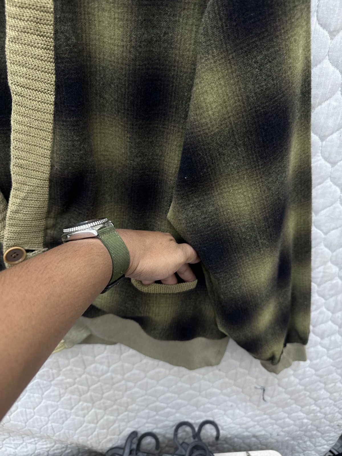 Hypebeast 🔥🔥🔥ARCHIVE BOWWOW OLIVE GREEN BLACK CARDIGAN Size US XL / EU 56 / 4 - 9 Thumbnail