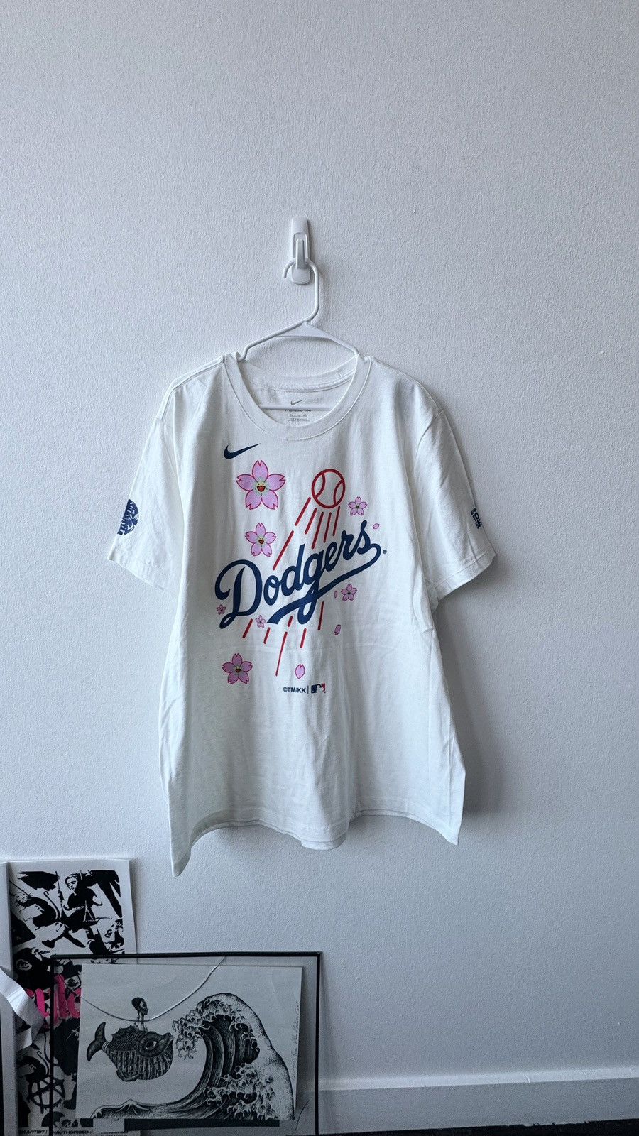 MLB × Nike × Takashi Murakami Takashi Murakami + MLB World Tour Tokyo Series Dodgers Tee Size US XXL / EU 58 / 5 - 5 Thumbnail