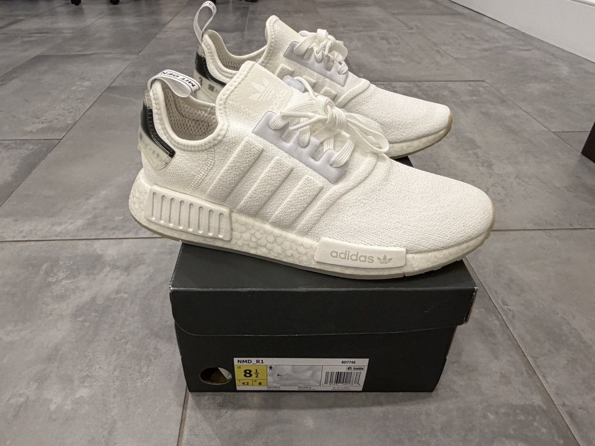 Adidas Adidas NMD_R1 'Triple White' BD7746 Size US 8.5 / EU 41-42 - 1 Thumbnail