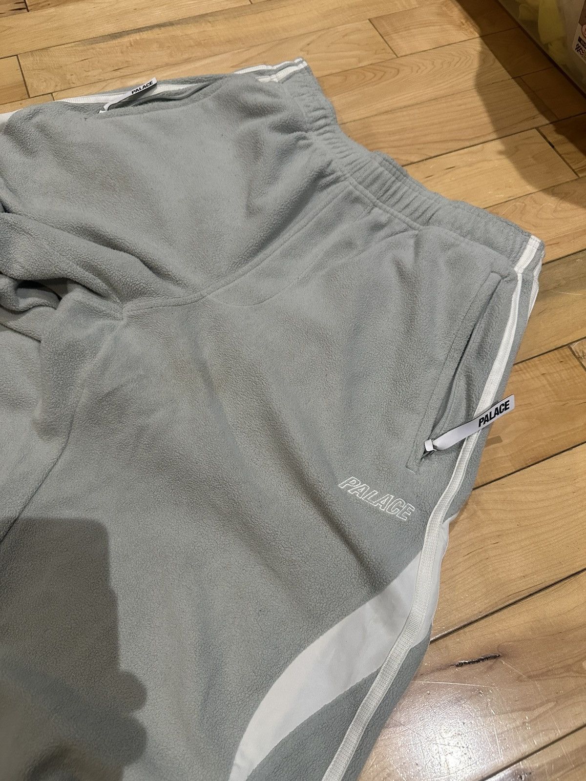 Adidas × Palace 2015 Fleece Sweatpants Joggers Medium Size US 32 / EU 48 - 2 Thumbnail