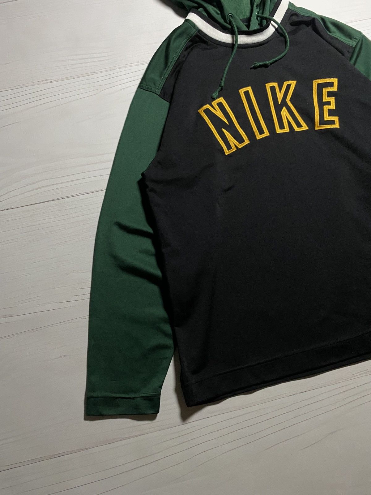 Nike Vintage 90’s Nike Big Logo Swoosh USA oversize hoodie Size US S / EU 44-46 / 1 - 9 Thumbnail