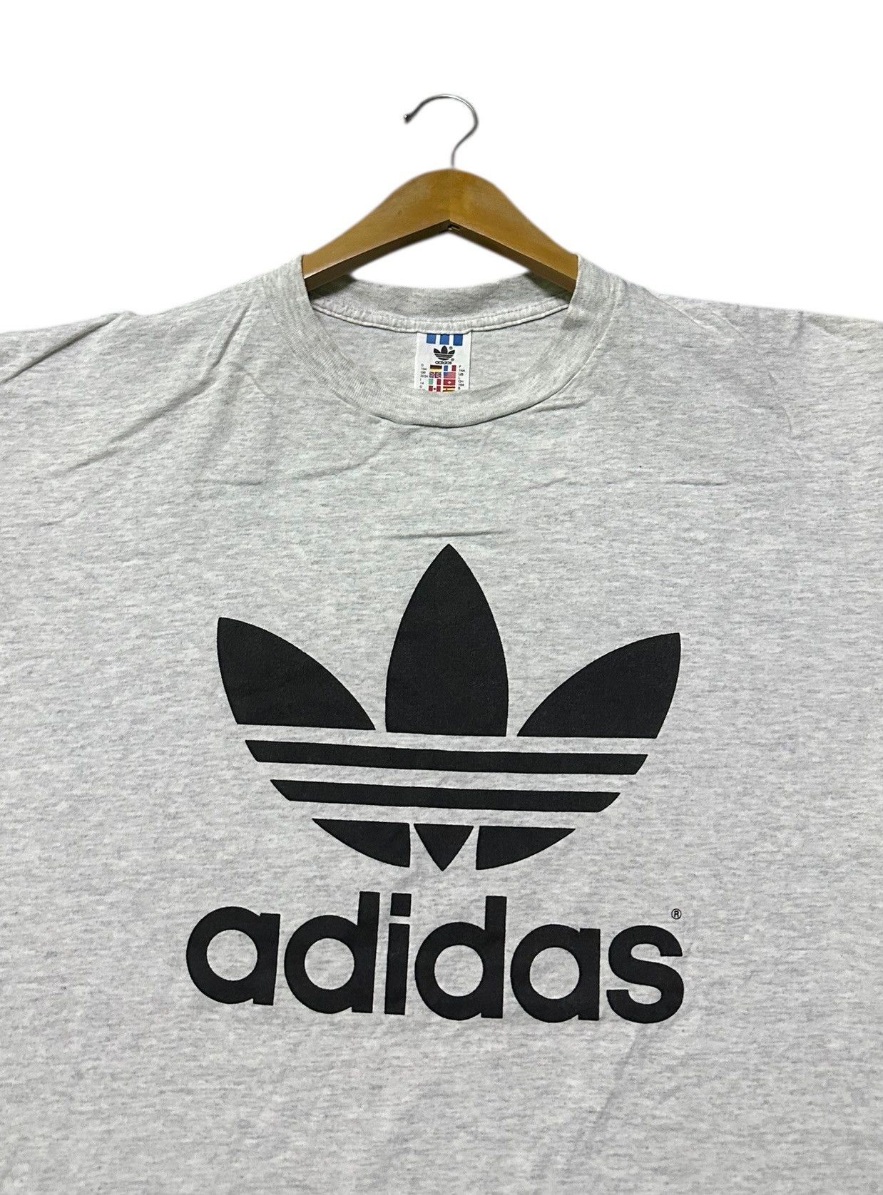 Adidas Vintage 90s Adidas mirror printed tshirt gray size L Size US L / EU 52-54 / 3 - 3 Thumbnail