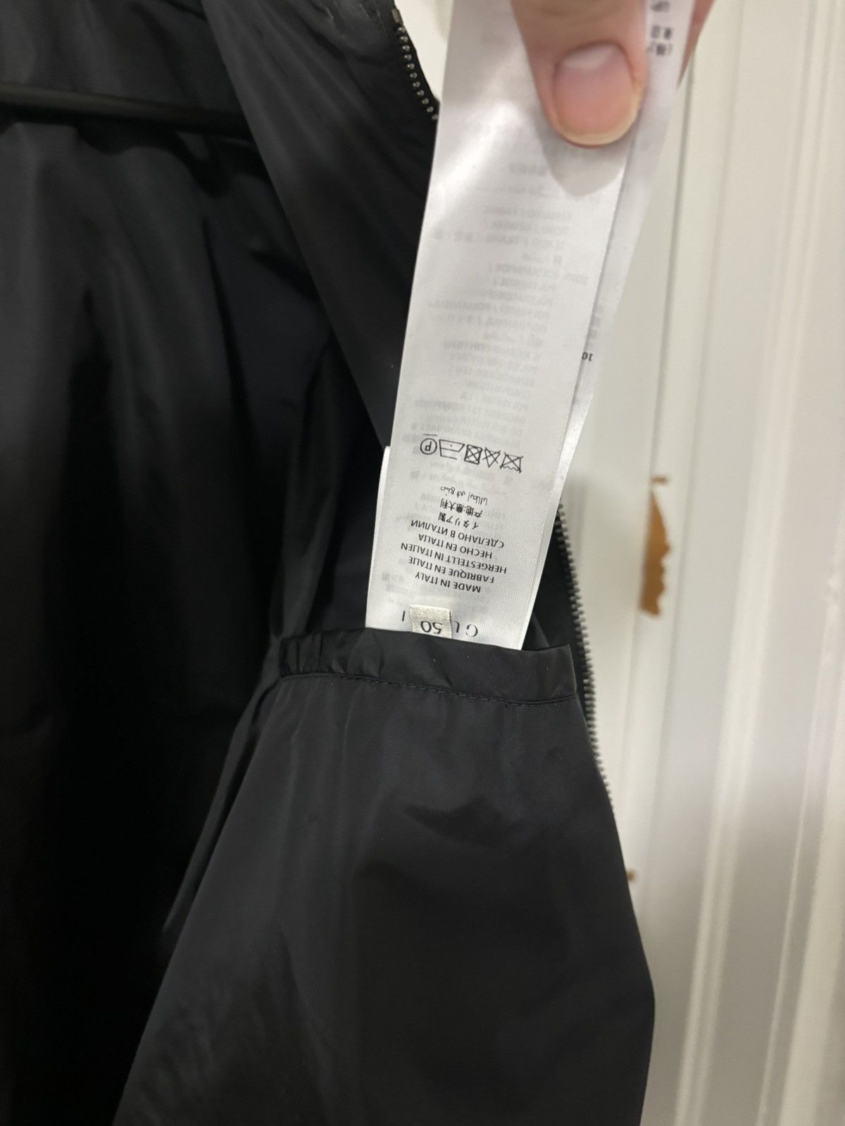 Gucci Angry cat windbreaker Size US L / EU 52-54 / 3 - 7 Thumbnail
