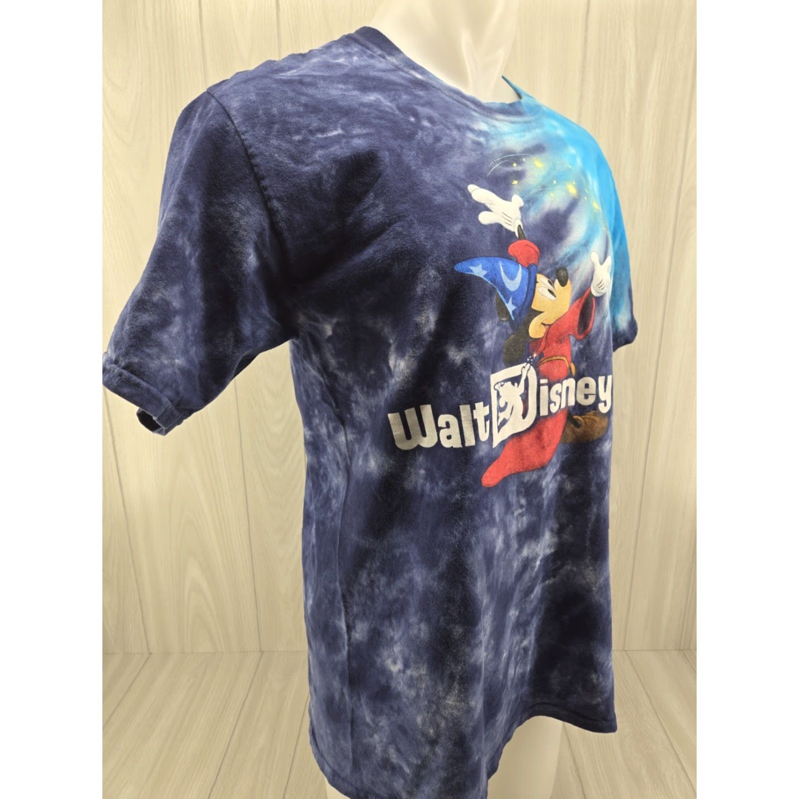 Disney Disney Parks 2017 T-Shirt Tee Tie Dye Mickey Mouse Fantasia Disney Brand Shirt Mens LRG Blue Cotton Graphic Print Short Sleeve Crew Neck Vintage: No Size US L / EU 52-54 / 3 - 5 Thumbnail