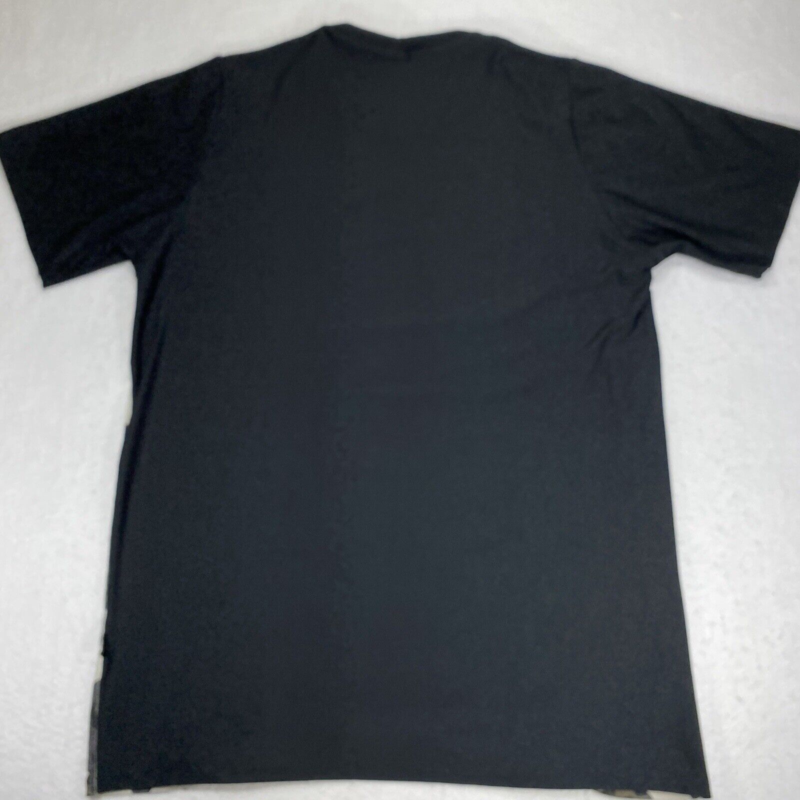 Oakley Oakley Sunglasses Medium Camouflage Gray Black T Shirt Size US M / EU 48-50 / 2 - 10 Thumbnail