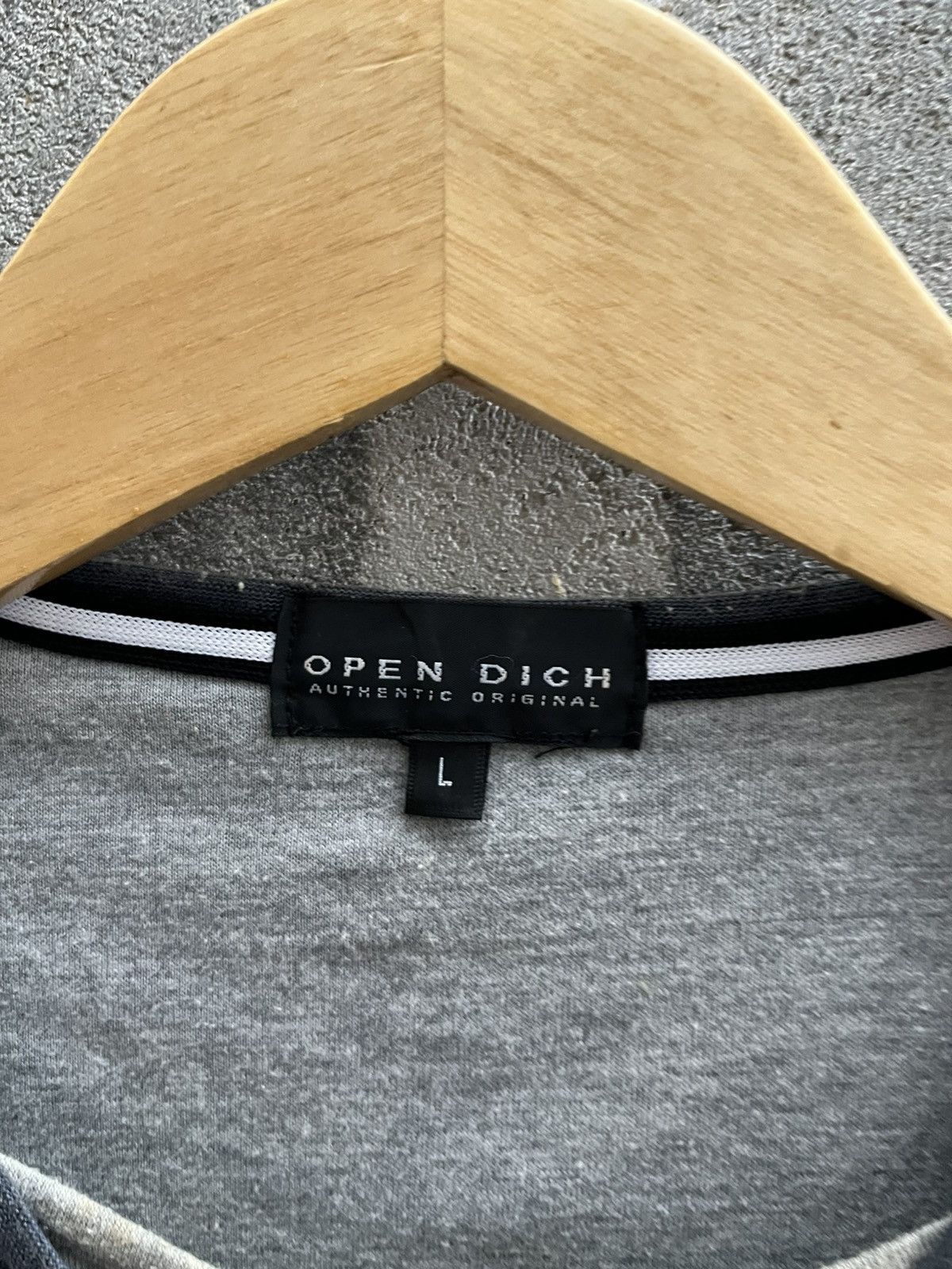 If Six Was Nine × Issey Miyake × Japanese Brand Open Pitch V-Neck Textured Tee - Charcoal Grey Size US L / EU 52-54 / 3 - 4 Thumbnail