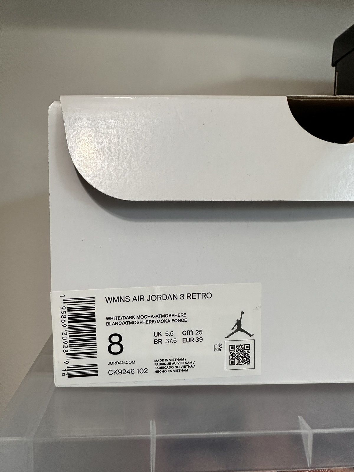 Jordan Brand Jordan 3 Retro Neapolitan Dark Mocha (Women's) Size US 8 / IT 38 - 7 Thumbnail