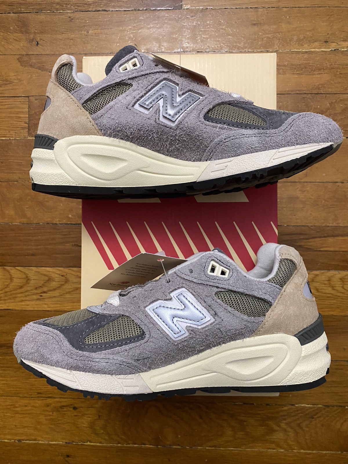 New Balance Size 3.5M / 5W - New Balance 990V2 Teddy Santis Marblehead Size US 5 / IT 35 - 3 Thumbnail