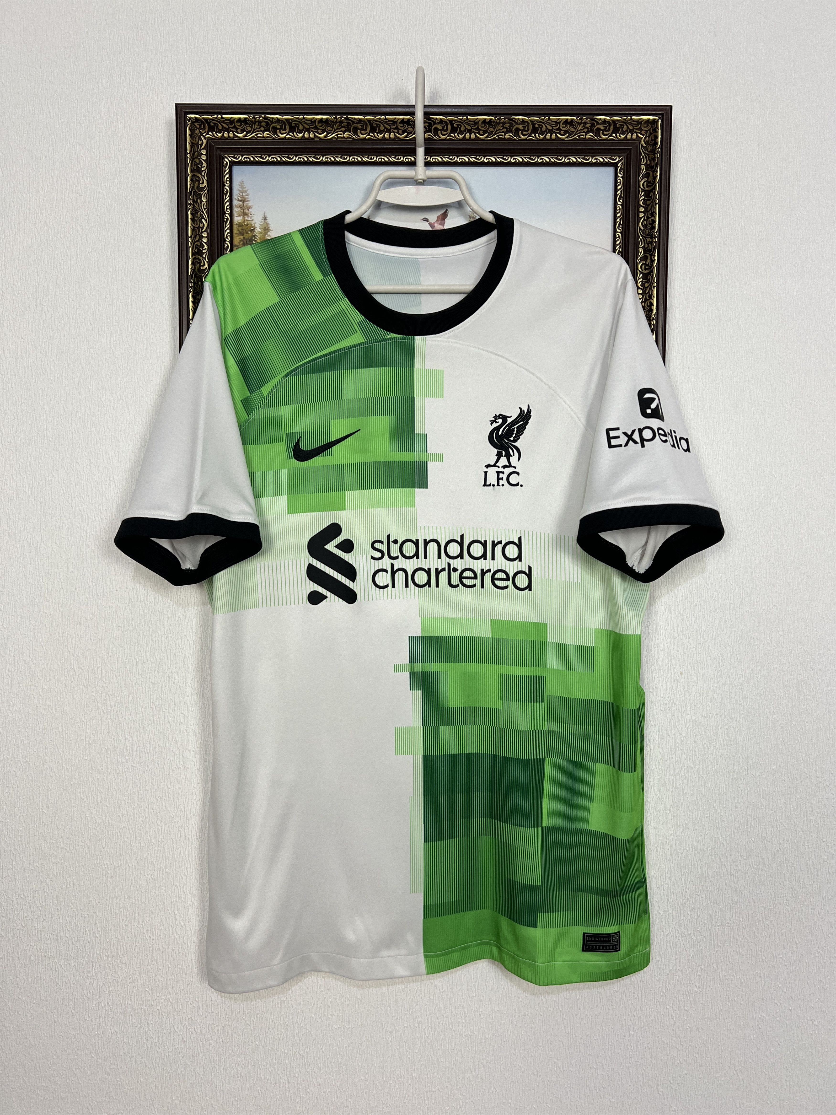 Nike Liverpool Away football shirt 2023 Soccer Nike Jersey Trikot Size US L / EU 52-54 / 3 - 1 Thumbnail