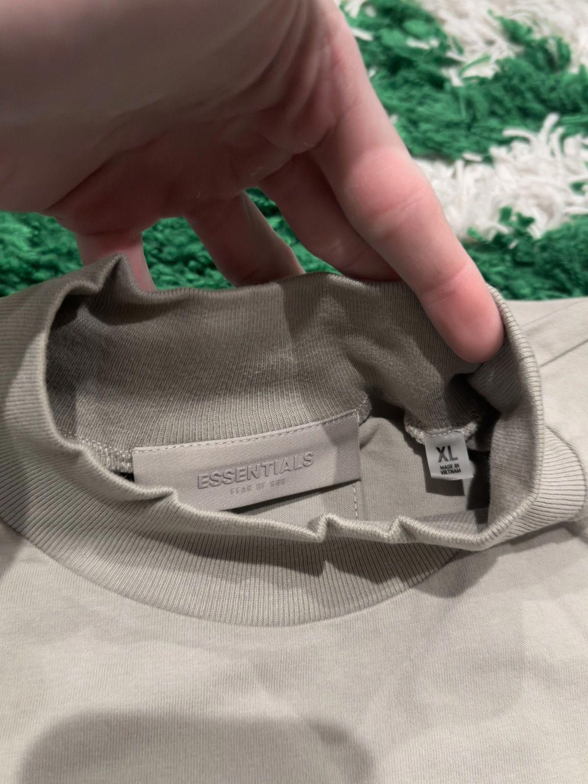 Fear of God Fear of God Essentials L/S Tee Smoke Size XL Size US XL / EU 56 / 4 - 9 Thumbnail