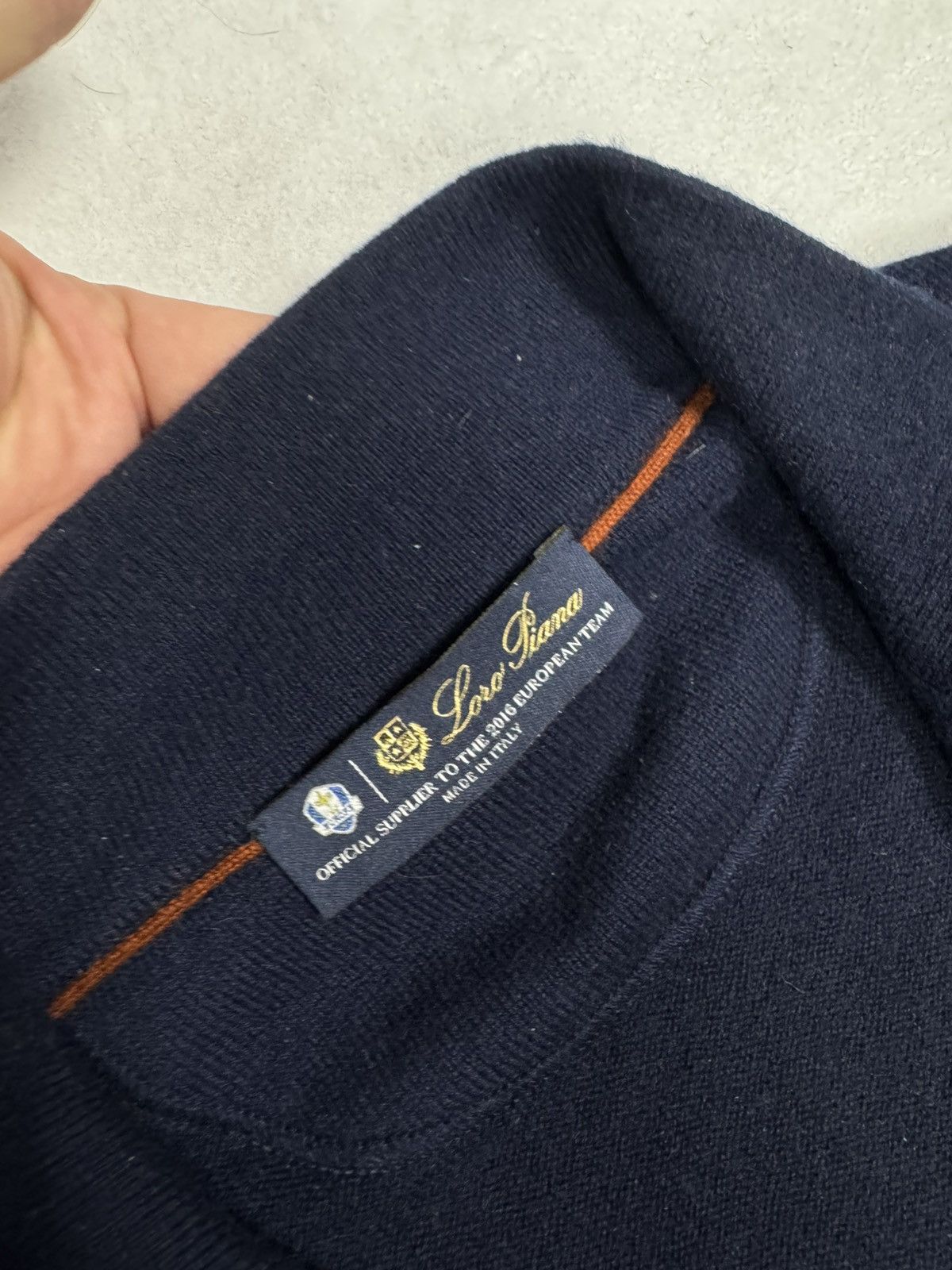 Loro Piana Loro Piana Half-Castle Rare Cashmere Club Size L Dark Blue Size US L / EU 52-54 / 3 - 3 Thumbnail