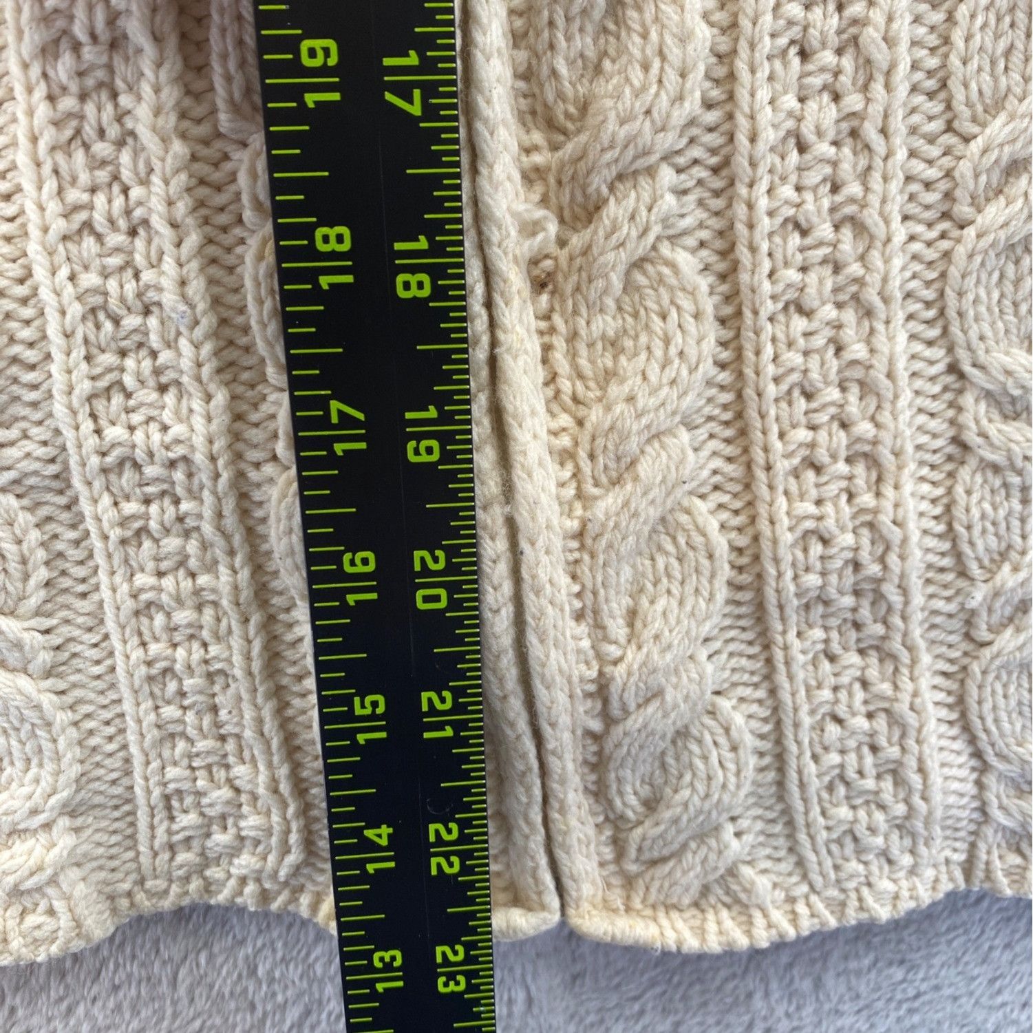 Aran Crafts Aran Crafts Women's Cardigan Sweater Medium Cream Cable Knit Size M / US 6-8 / IT 42-44 - 10 Thumbnail