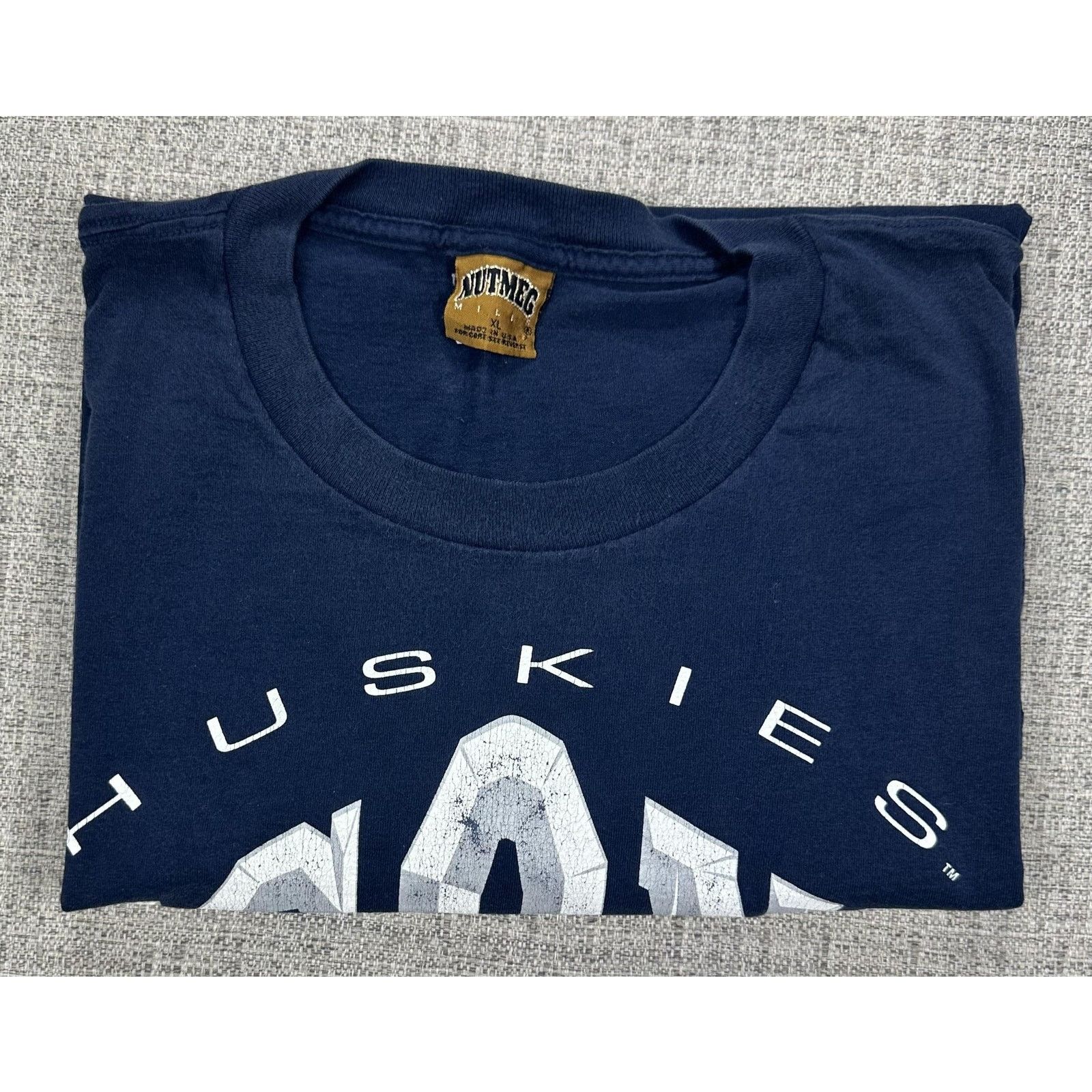 Nutmeg UConn Huskies Shirt XL Blue Nutmeg Mills College USA 90s Size US XL / EU 56 / 4 - 14 Thumbnail