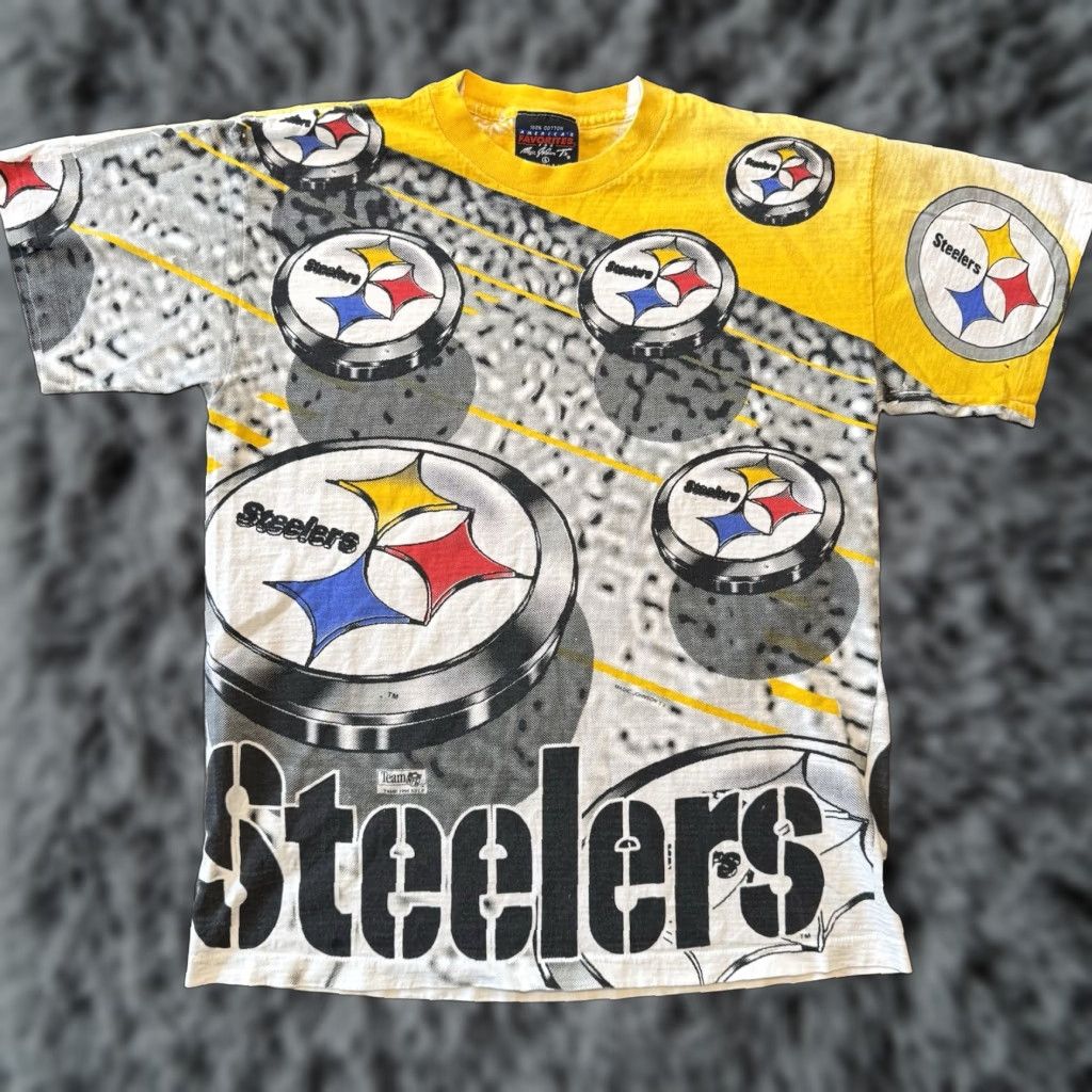 Gloverall VINTAGE Pittsburgh Steelers Magic Johnson T’s T Shirt Mens Large All Over Print Size US L / EU 52-54 / 3 - 1 Thumbnail