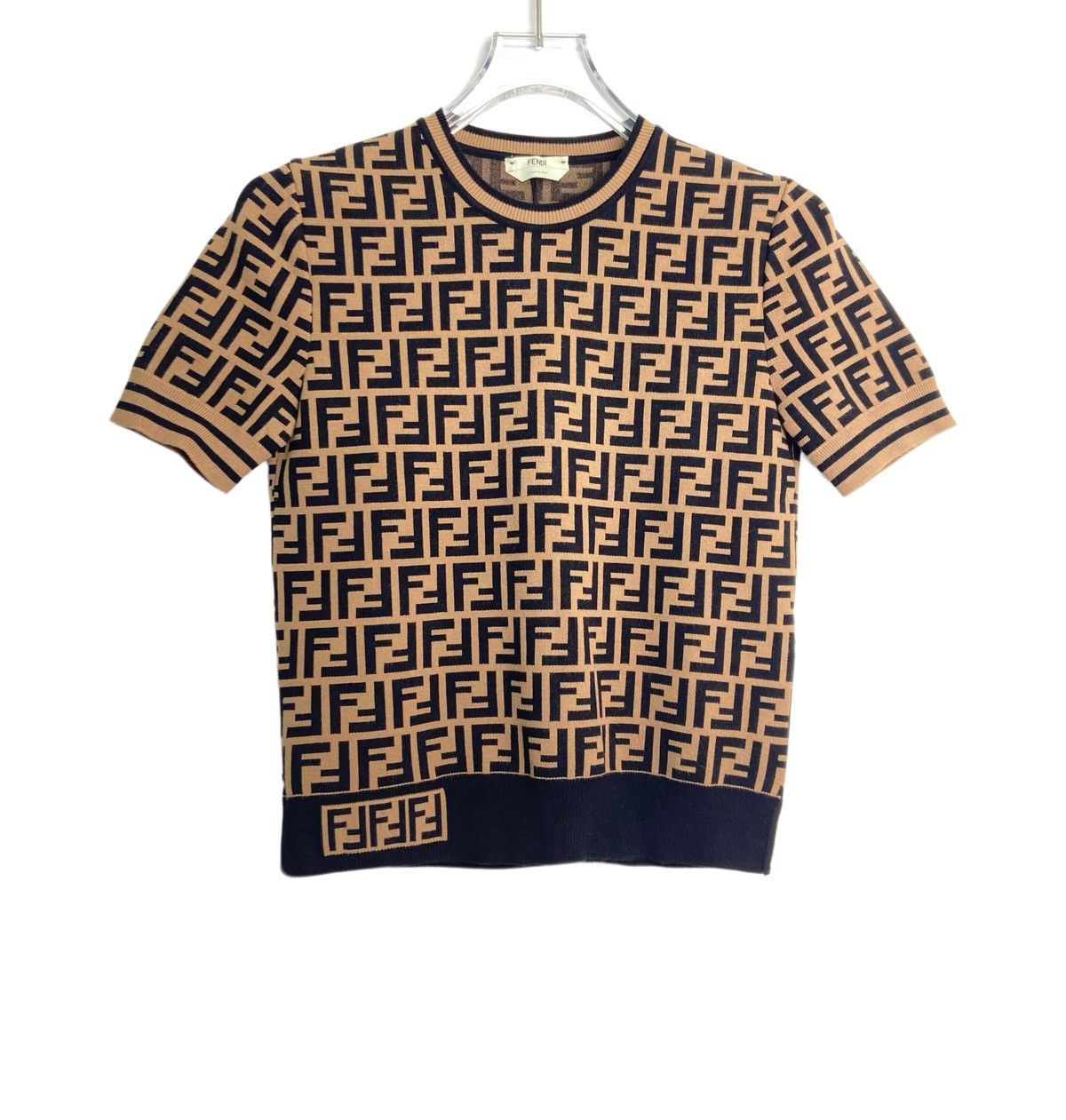Fendi FENDI All Over Letter Print Knit Short Sleeve Top K26WX Size S / US 4 / IT 40 - 1 Thumbnail