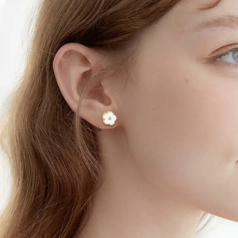 Other Temperament Flower Earrings Size ONE SIZE - 3 Thumbnail