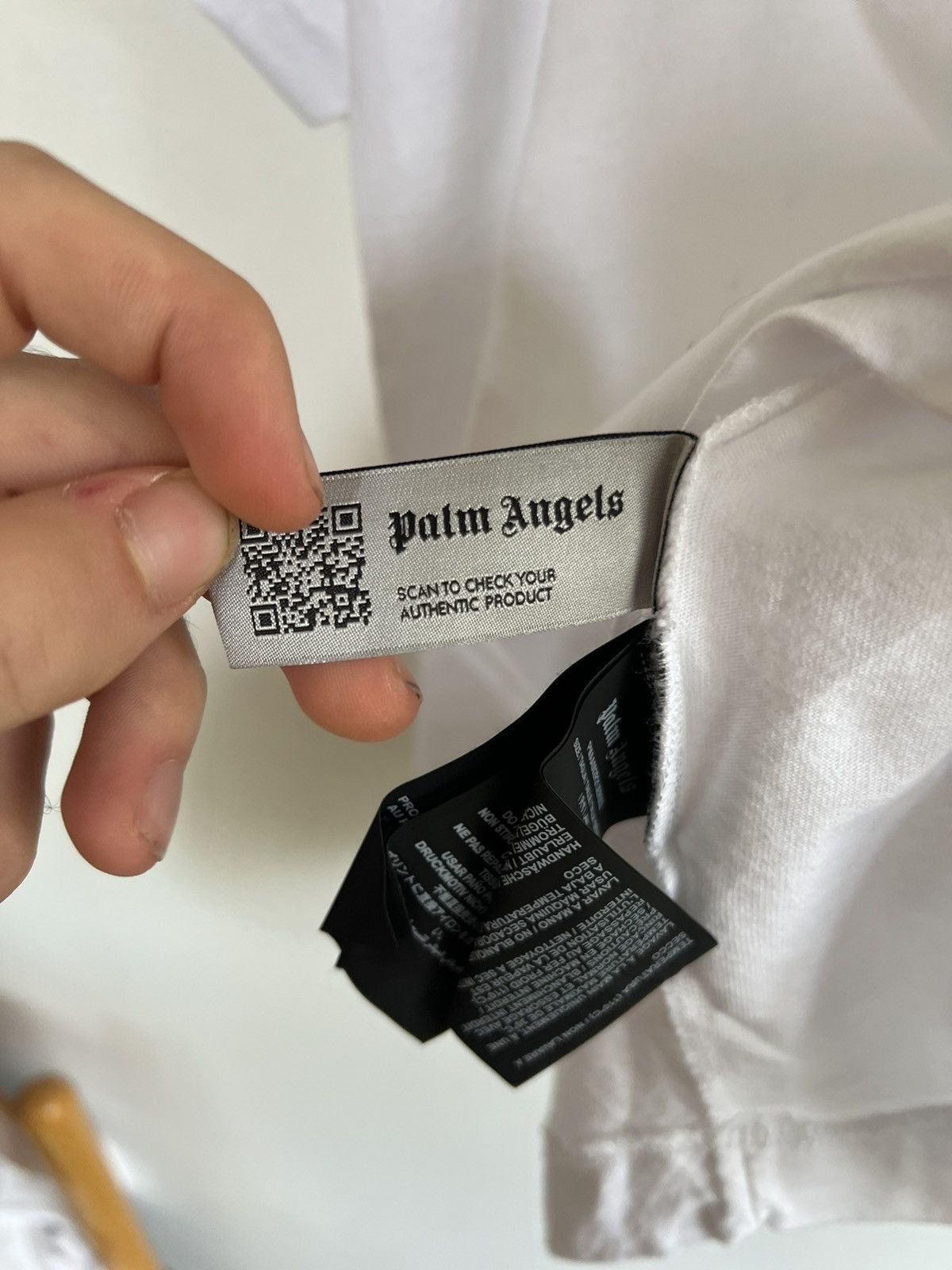 Palm Angels Palm angels Gothic Logo TEE Size US L / EU 52-54 / 3 - 10 Thumbnail