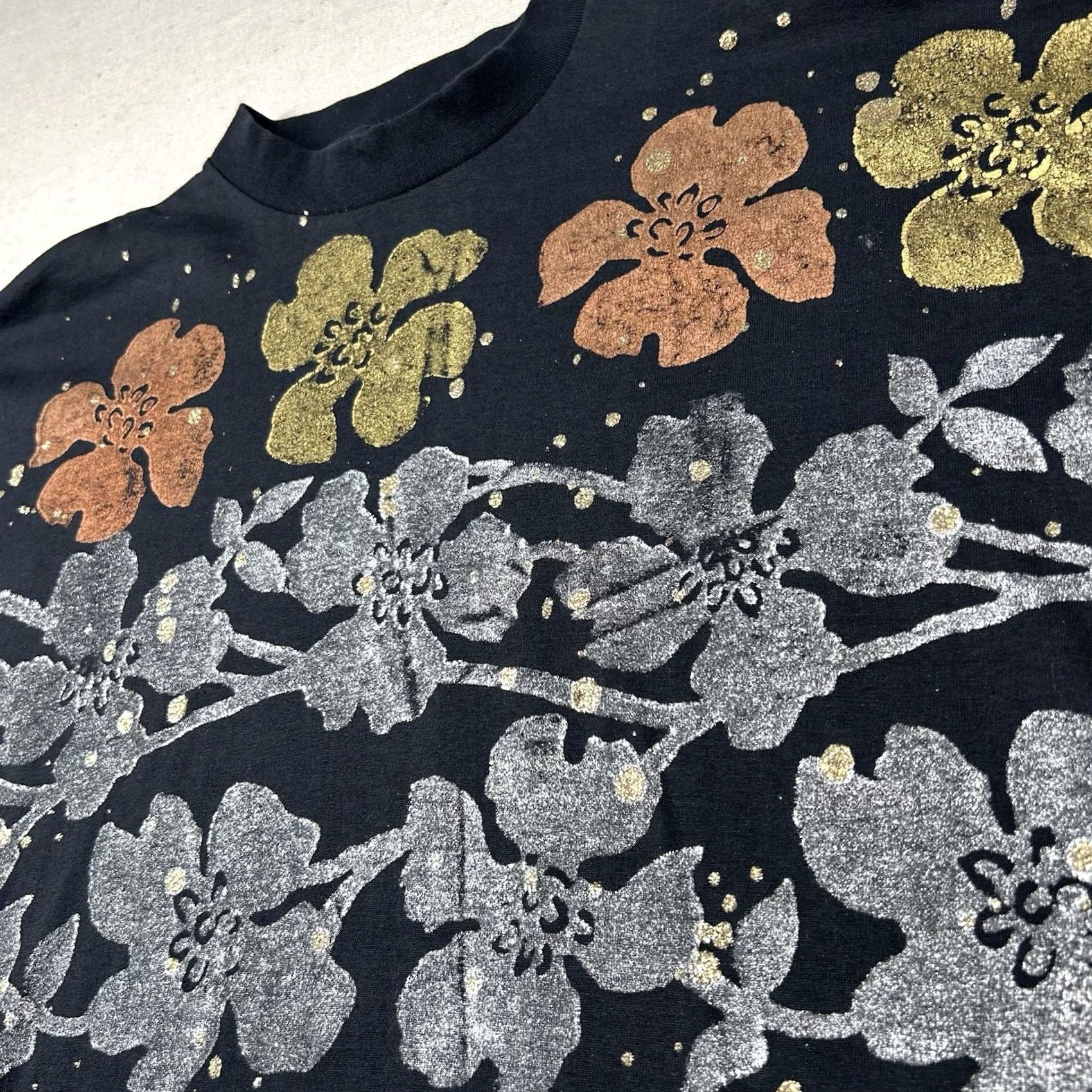 Vintage VINTAGE EZL Shirt Mens XL All Over Print Hand Painted Floral USA Single Stitch Shirt XL Black 90s Hip Hop Rap Mens Size US XL / EU 56 / 4 - 3 Thumbnail