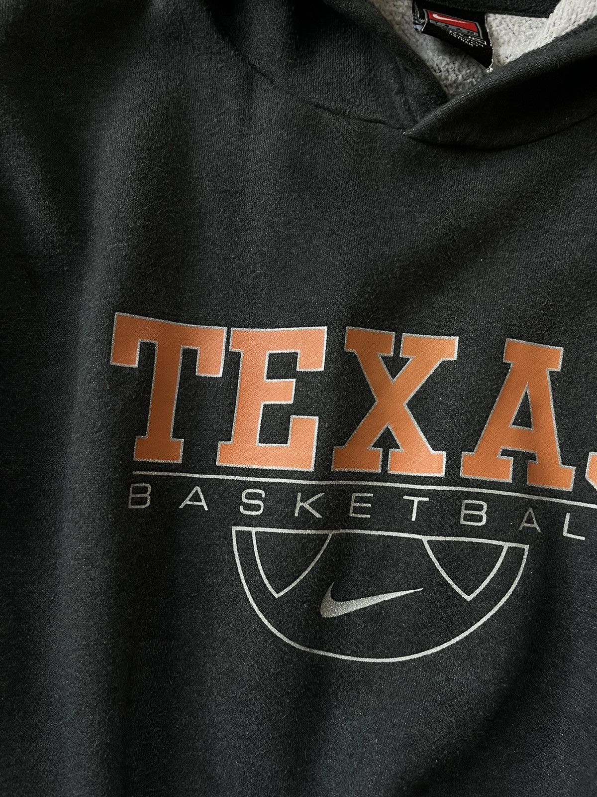 Nike × Vintage Vintage 90’s Nike Team Texas Basketball Baggy Hoodie Size US XXL / EU 58 / 5 - 10 Thumbnail