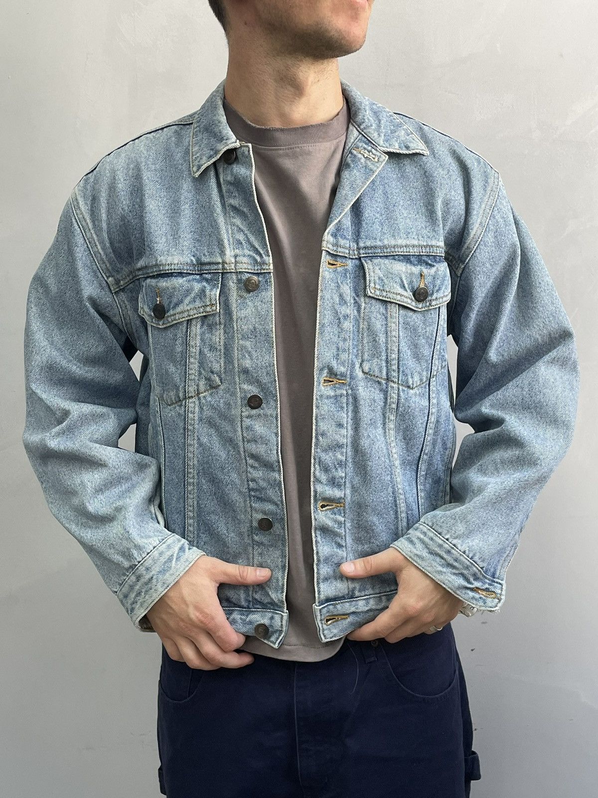 Hard Rock Cafe Rare denim hard rock cafe trucker jacket y2k Size US S / EU 44-46 / 1 - 3 Thumbnail