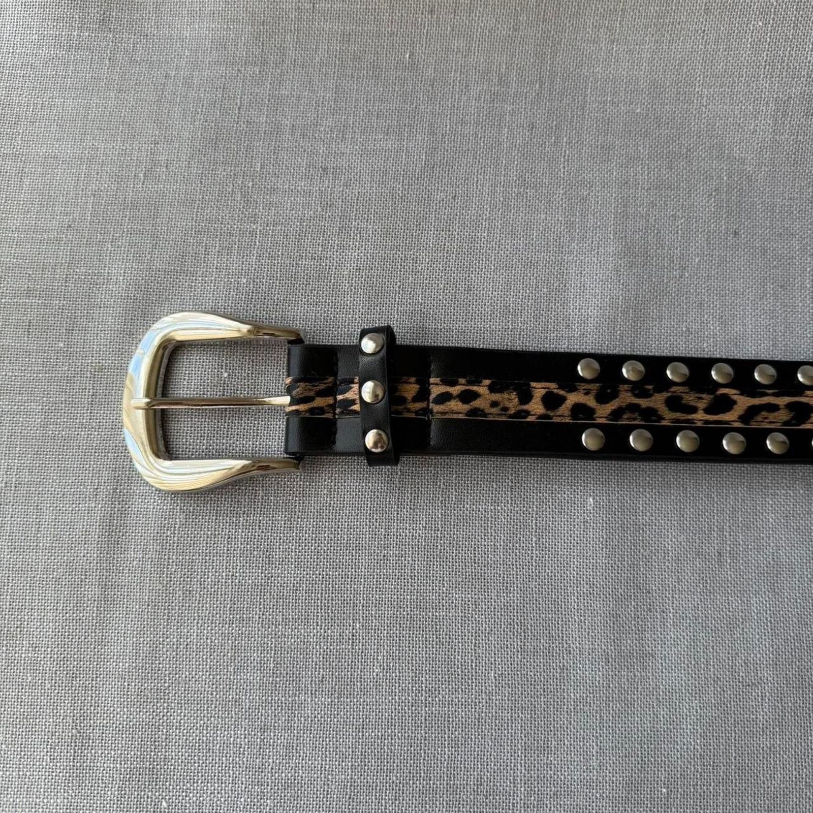 Other Leopard print black and tan Size 32 - 2 Thumbnail