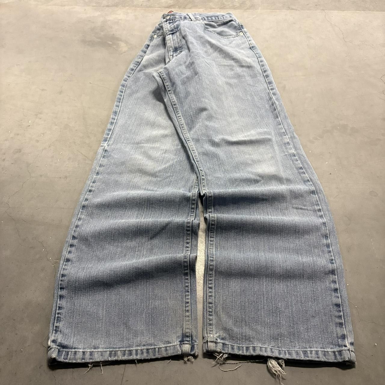 Izod Crazy Vintage Y2K/2000s Super Baggy Izod Light Blue Wash Denim Jeans! Size US 36 / EU 52 - 1 Thumbnail