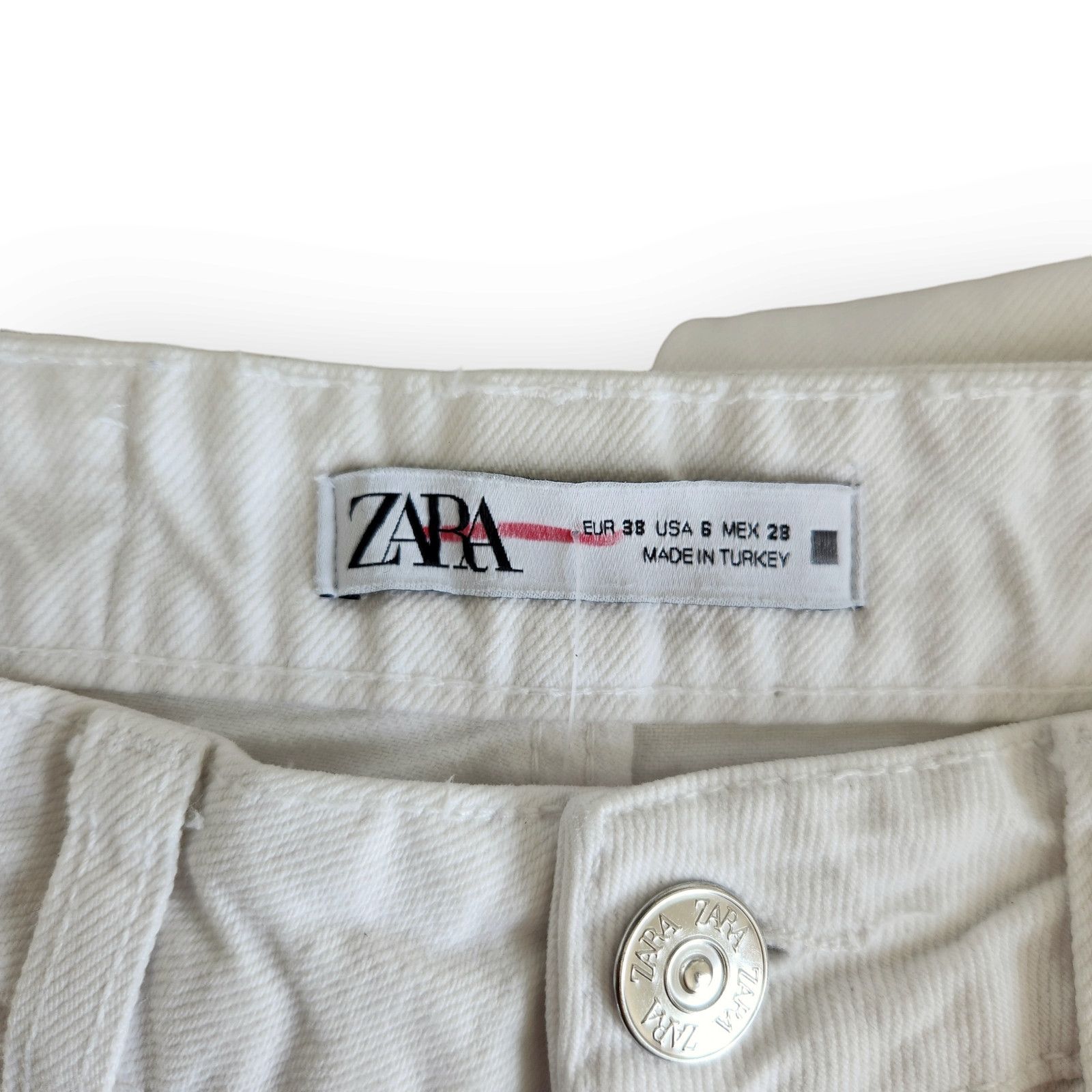 Zara Zara White High Waisted Ripped Mom Jeans 6 Size 28" / US 6 / IT 42 - 4 Thumbnail
