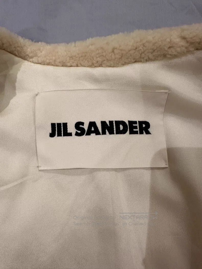 Jil Sander Jil Sander One piece coat of beige fur Size L / US 10 / IT 46 - 9 Thumbnail