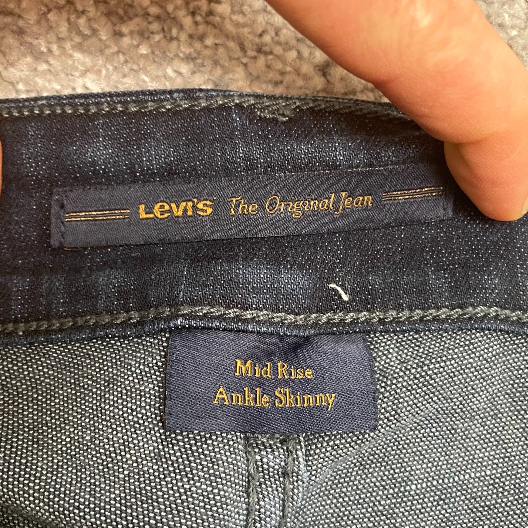 Levi's Levi's Jeans Mid Rise Ankle Skinny Denim Womens 4 Blue Dark Wash 28x24 City USA Classic Size 27" / US 4 / IT 40 - 7 Thumbnail