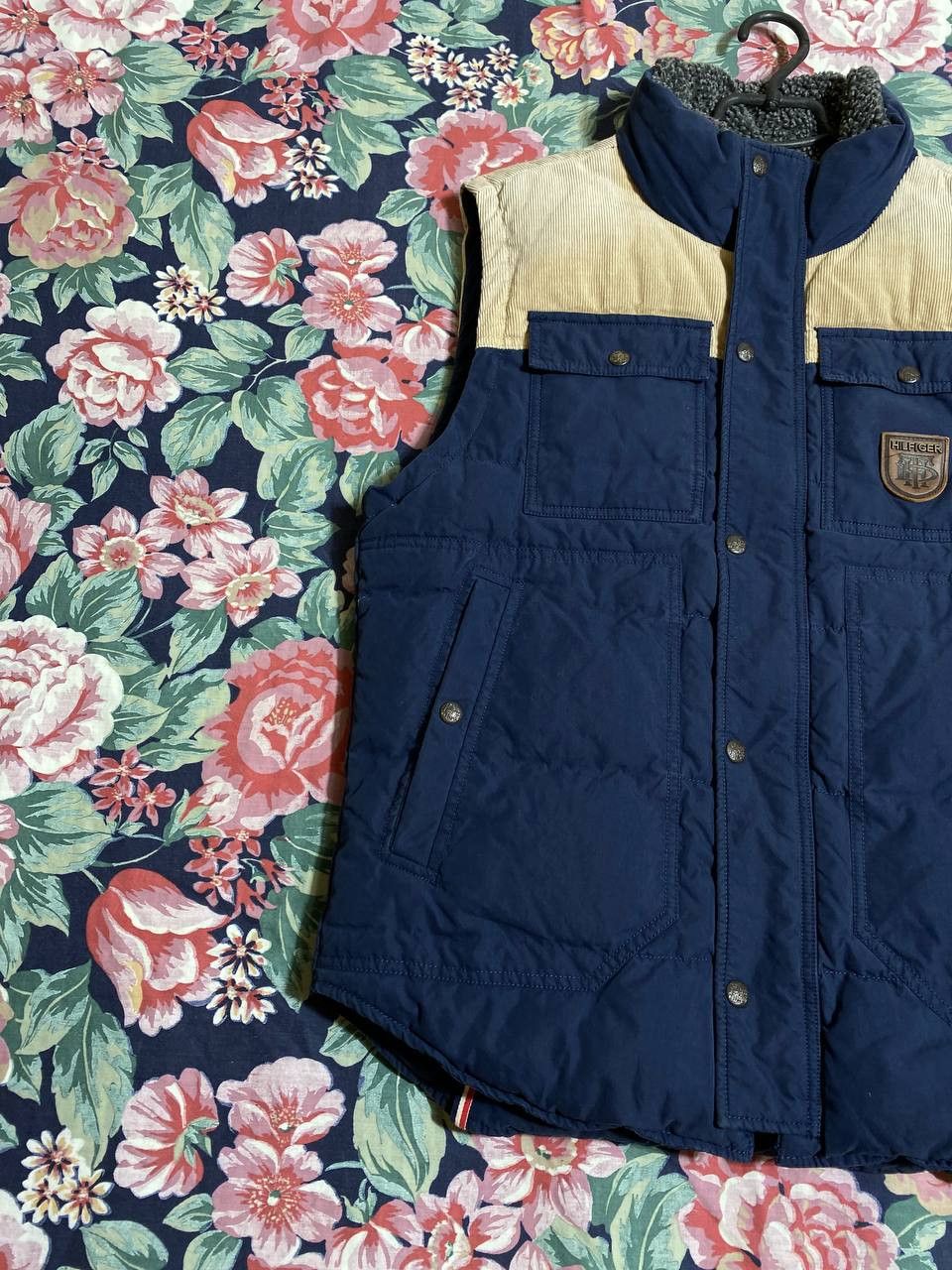 Tommy Hilfiger × Vintage Vintage brown Tommy Hilfiger hunting cargo utility vest Size US M / EU 48-50 / 2 - 15 Thumbnail