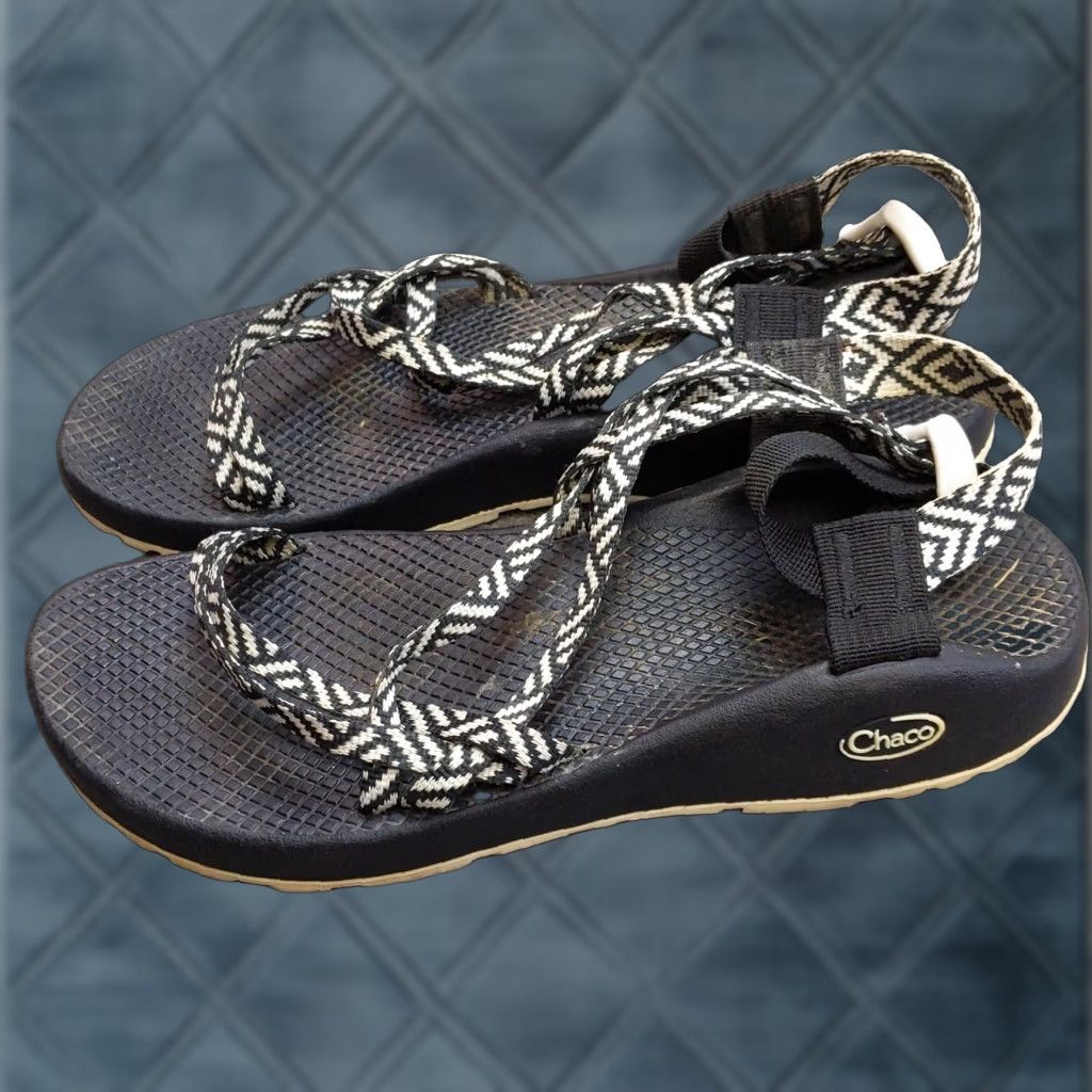 Chaco Chaco Sandals Womens 9 Black White Z/1 Classic Strappy Hiking Sport J106094 Size US 9 / IT 39 - 1 Thumbnail